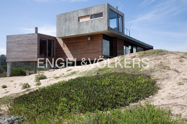 Casa de diseño frente al mar en Santa Mónica