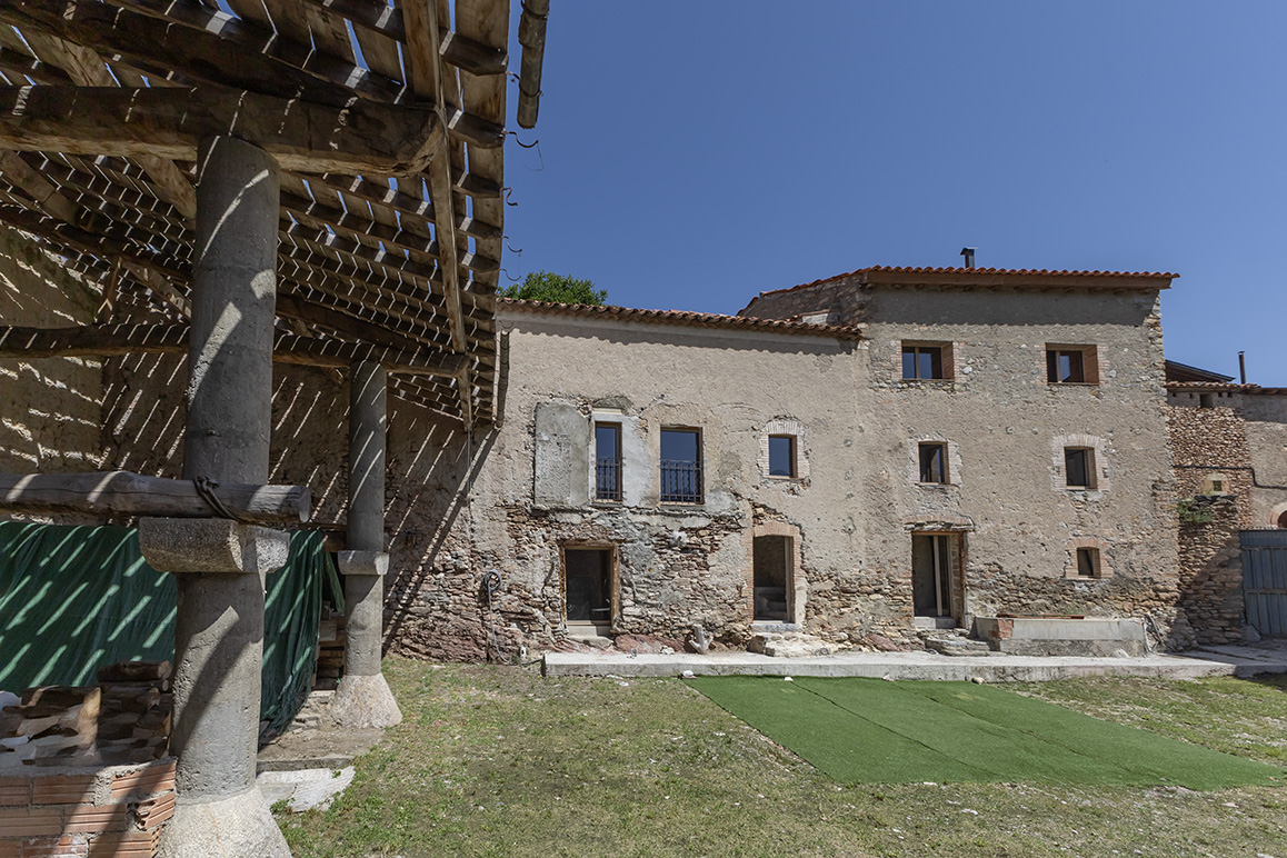 Espectacular masia rehabilitada de 1892 en Baltarga