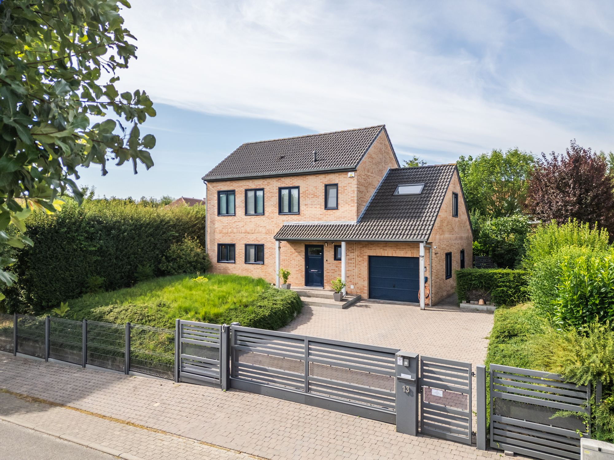 Beautiful villa ideally located