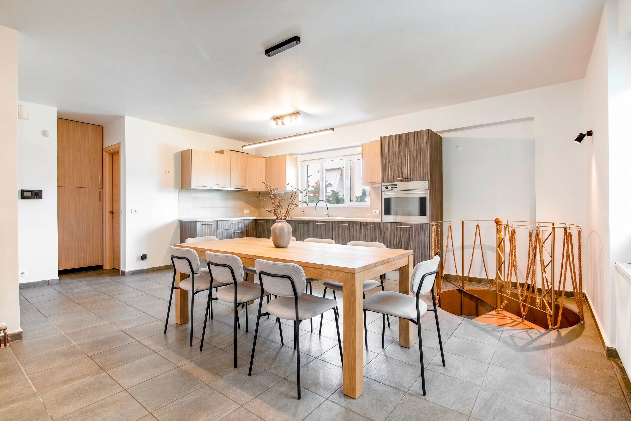 Cozy and bright 64 sq.m. maisonette [AI-modified]