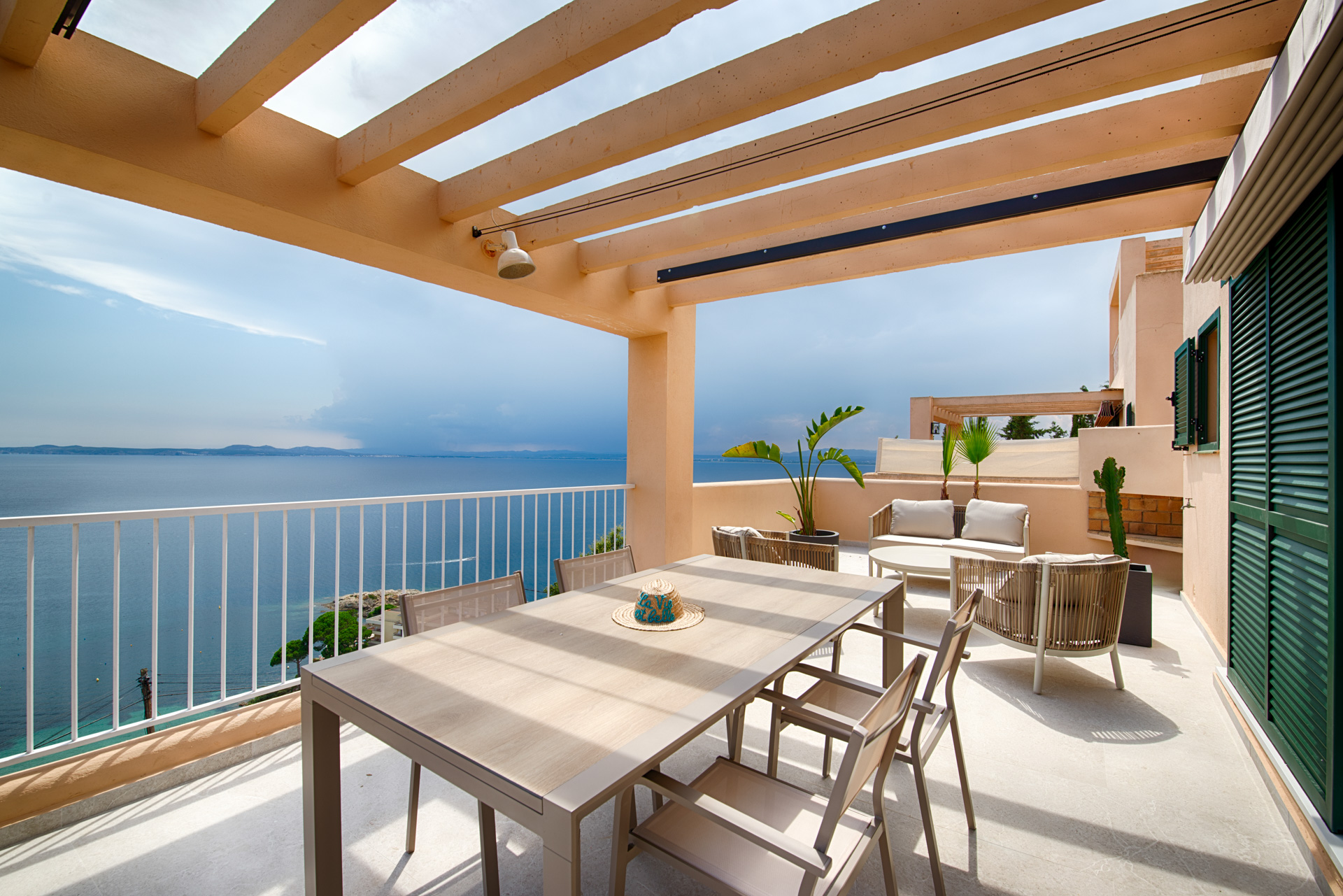 Maisonette-Wohnung mit großer Terrasse, Aussicht in Almadraba