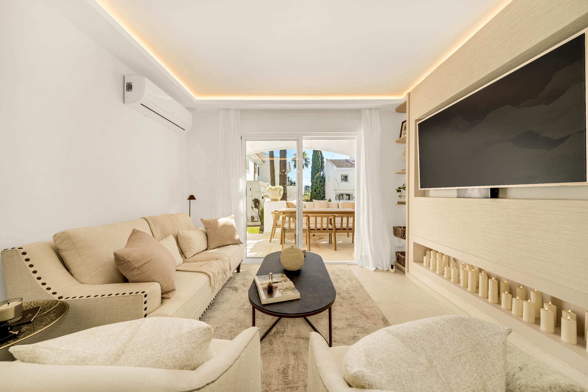 Moderna Casa Adosada de Lujo Junto a Aloha Golf
