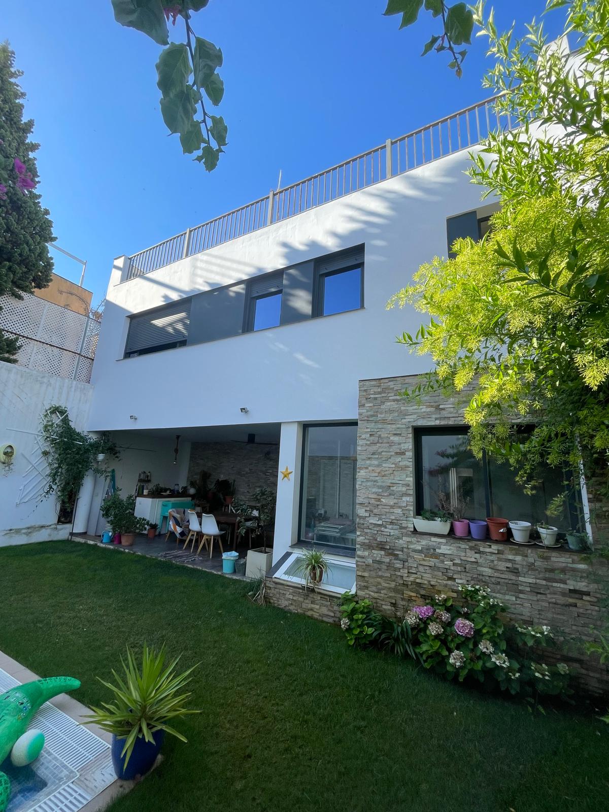 Spectacular house in San Bernardo with garden and pool – Short-term rental (Aug 2026 - Jun 2027)