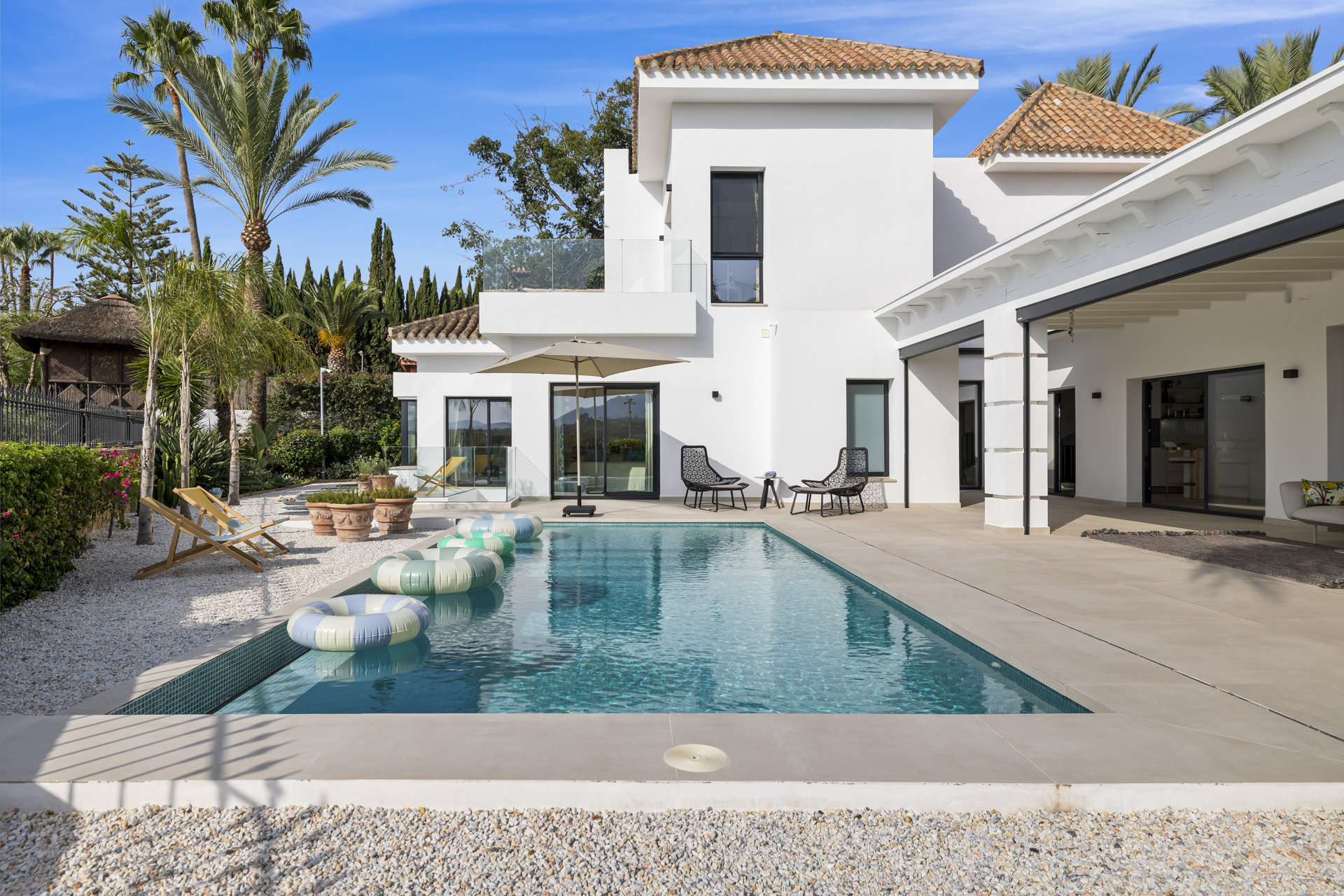 Elegant Contemporary Villa in Las Lomas del Marbella Club on the Golden Mile