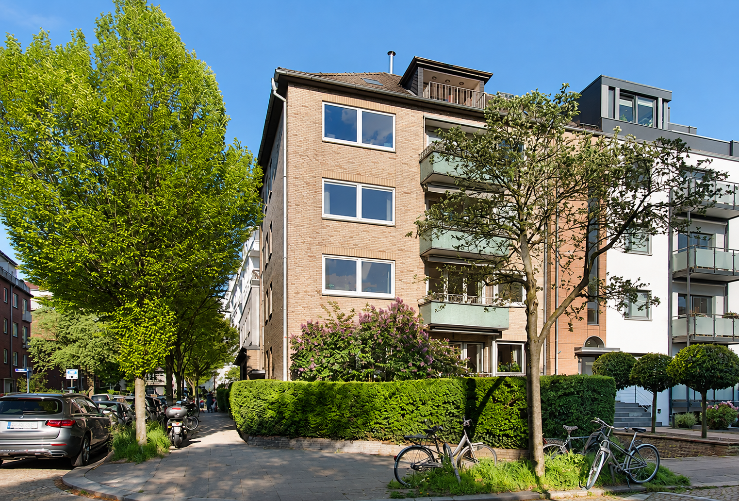 Nur ca. 500m zur Alster: Ideal zum Wohnen und Arbeiten auf zwei Ebenen!