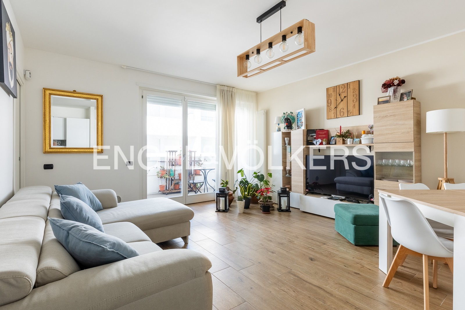 Modern two-room in Santa Viola area