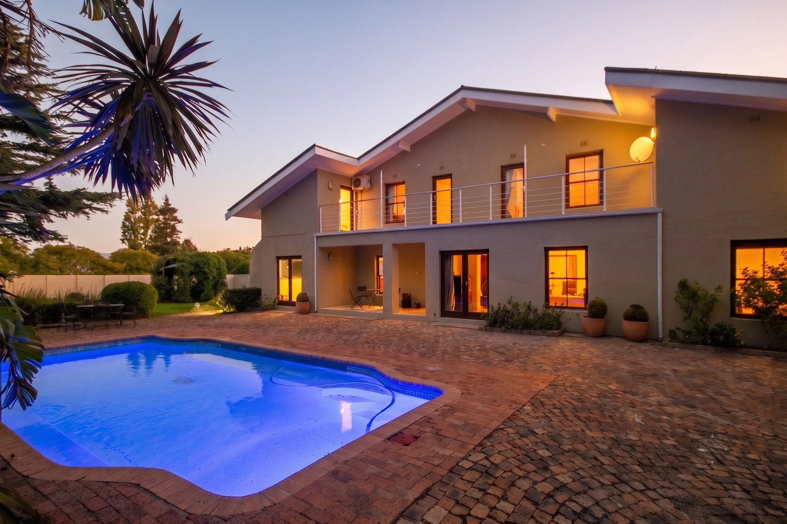 Timeless dual-living family home in a desirable neighbourhood