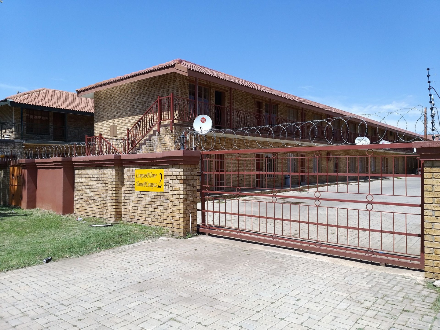 2 Bedroom Apartment For Sale