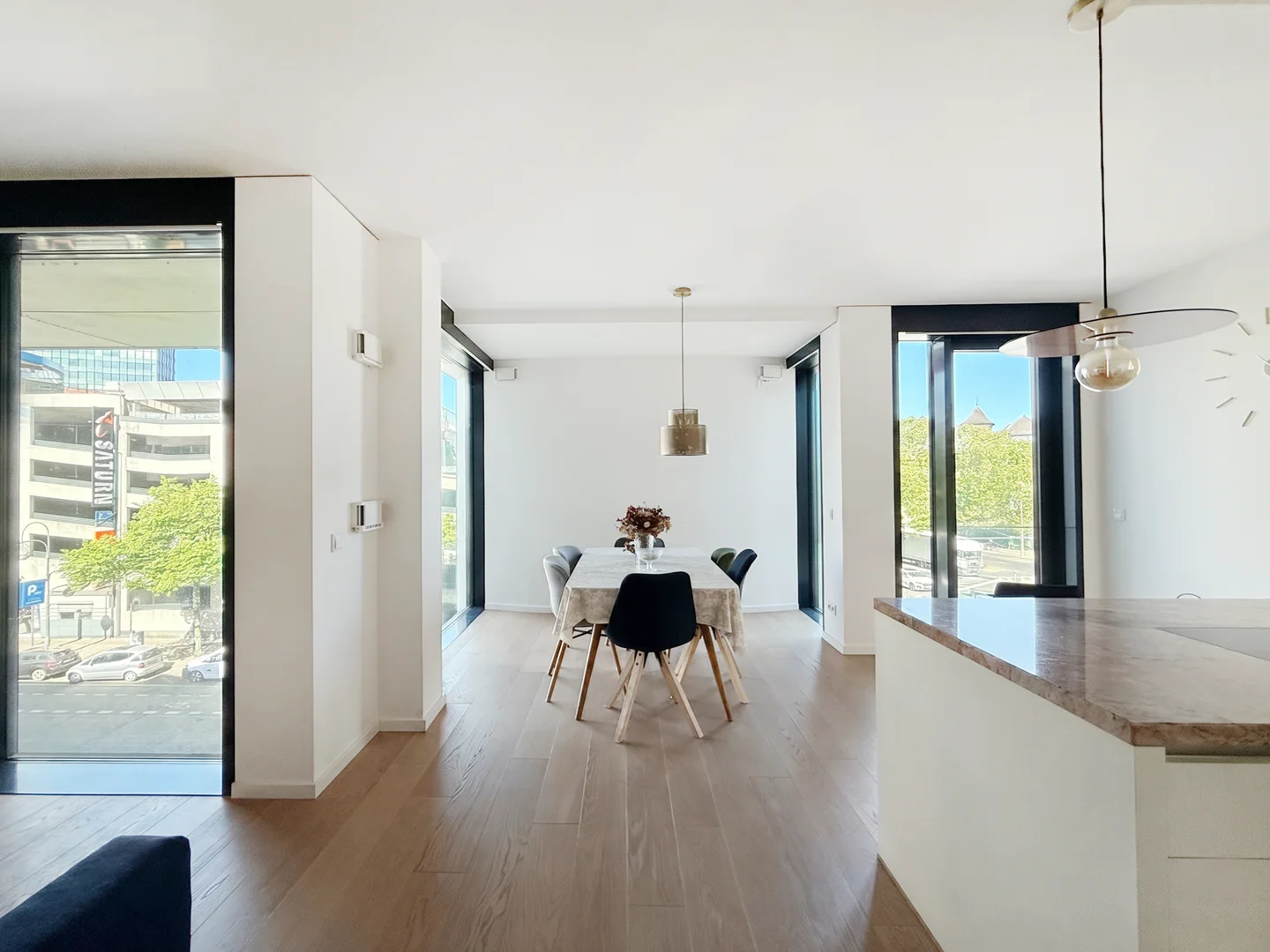 Exklusives Wohnen: Möblierte 2-Zimmer-Wohnung nahe dem KaDeWe - Photo 2