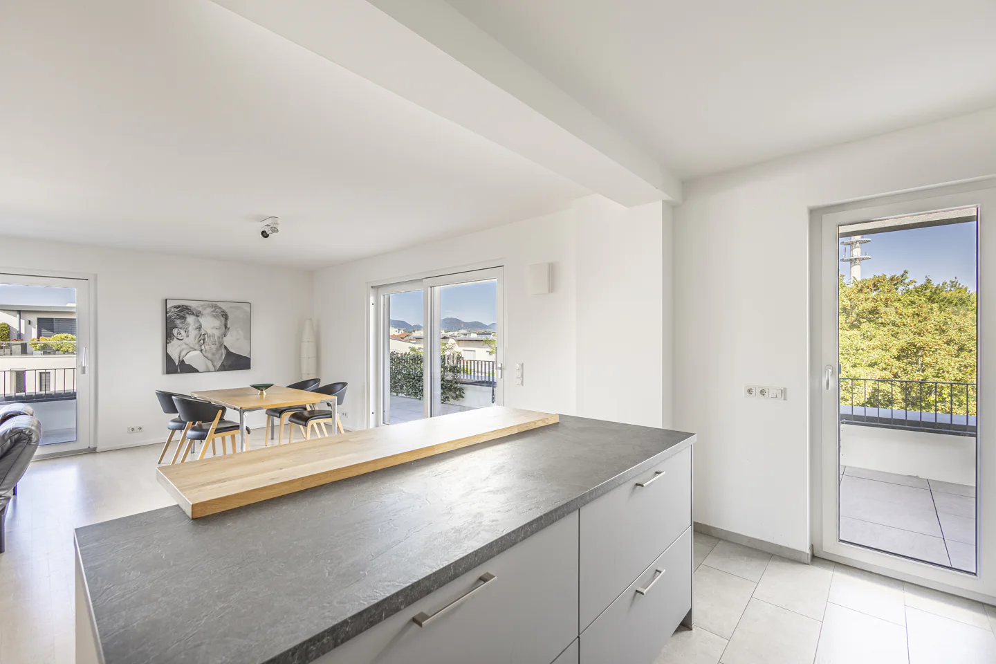 **RESERVIERT** Modernes Stadt-Penthouse mit viel Licht, großer Terrasse & Aufzug - Photo 5