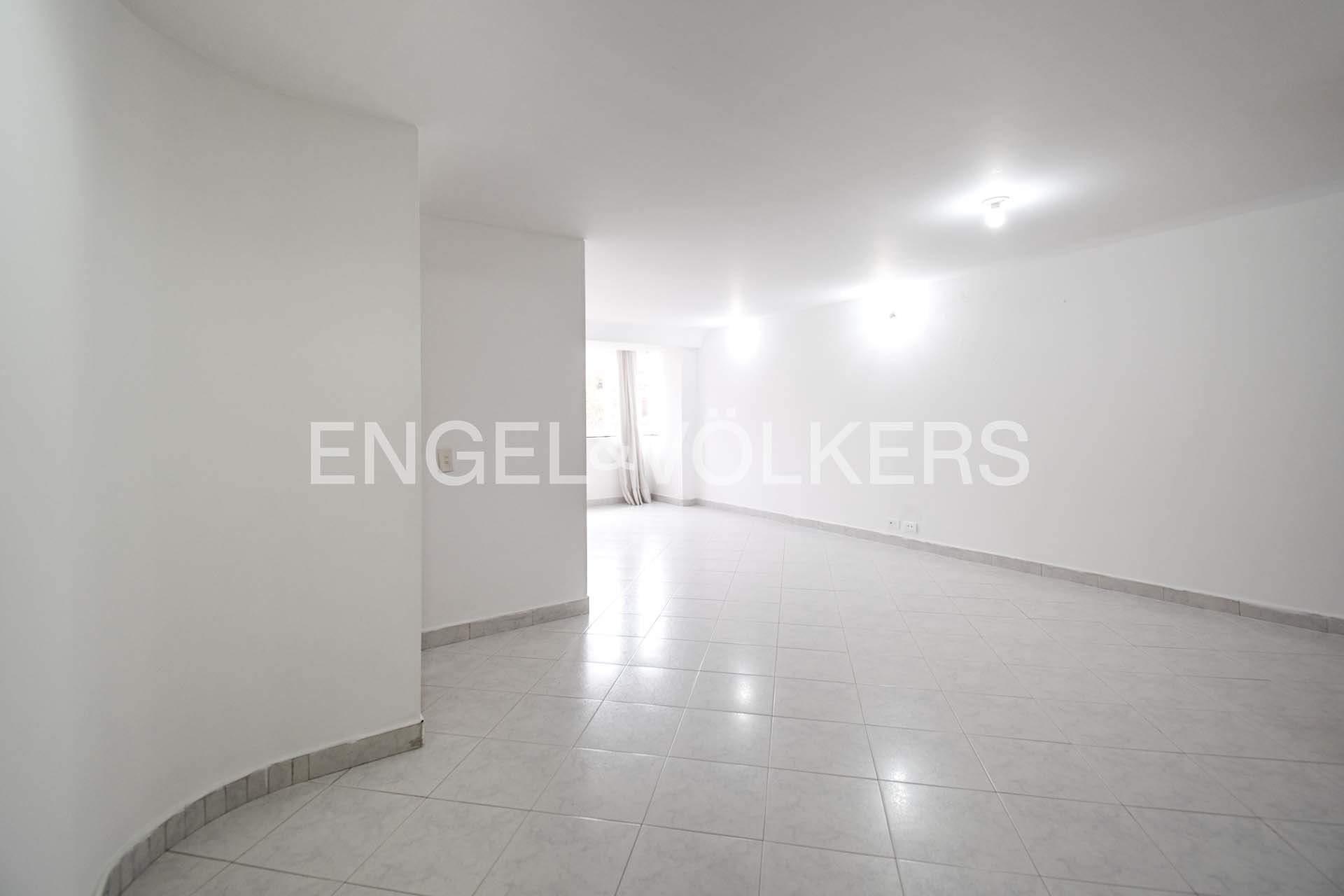 Apartamento para remodelar para venta en Niza