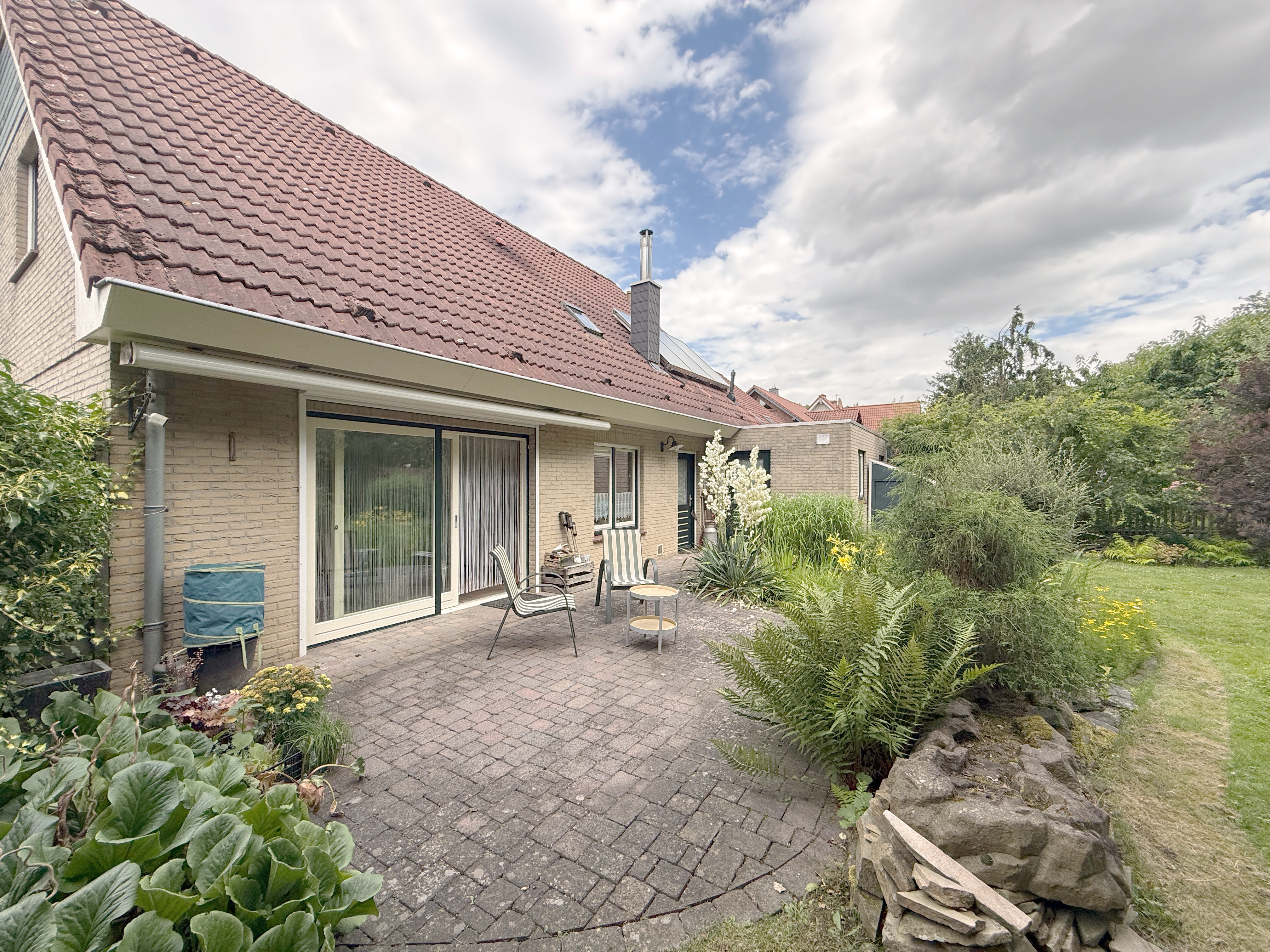 Großzügiges Einfamilienhaus mit moderner Ausstattung in Lenningsen