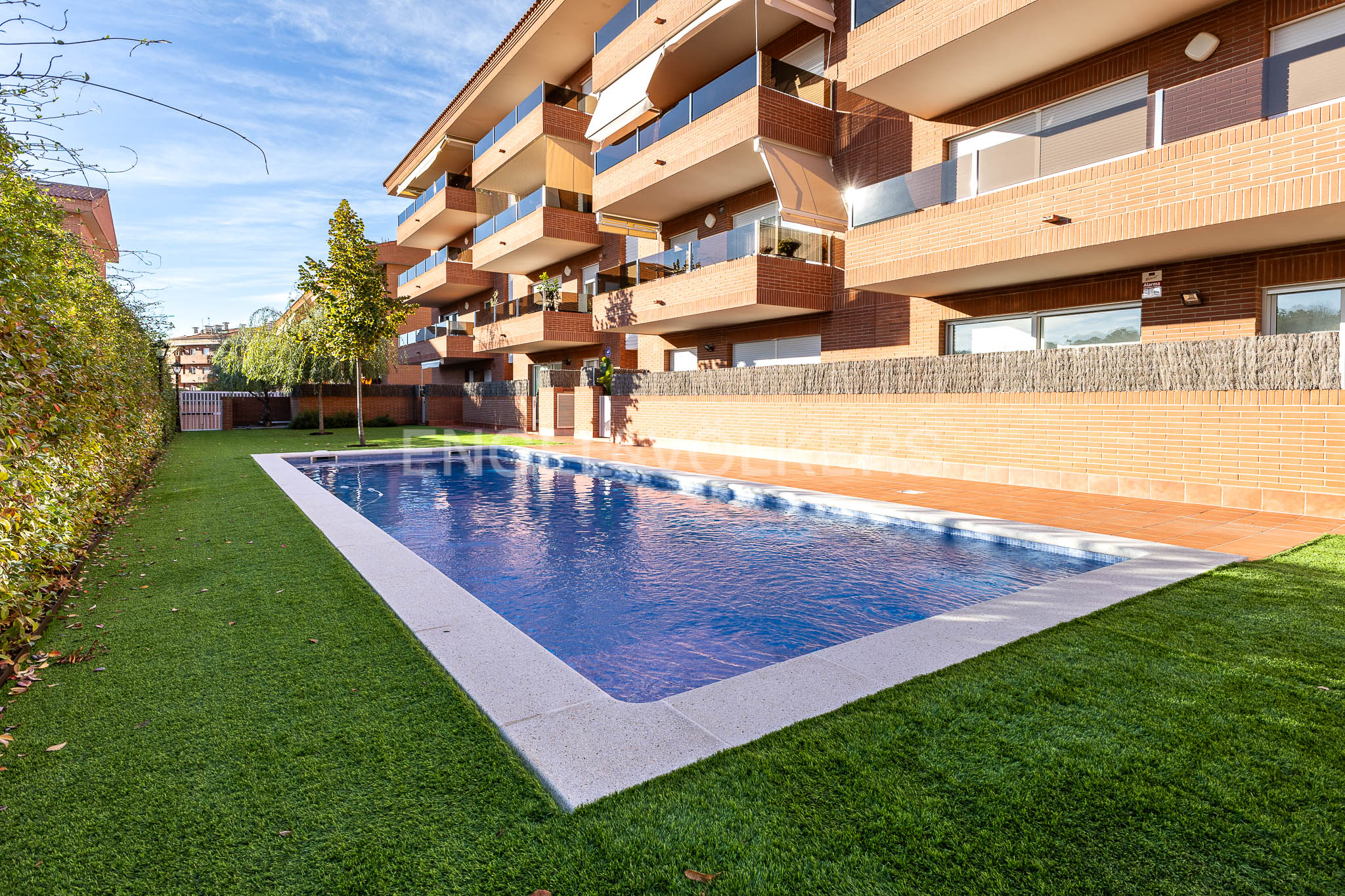 Exquisite Sant Quirze del Vallès Apartment: Luxury Living with Terrace & Modern Amenities Near Barcelona