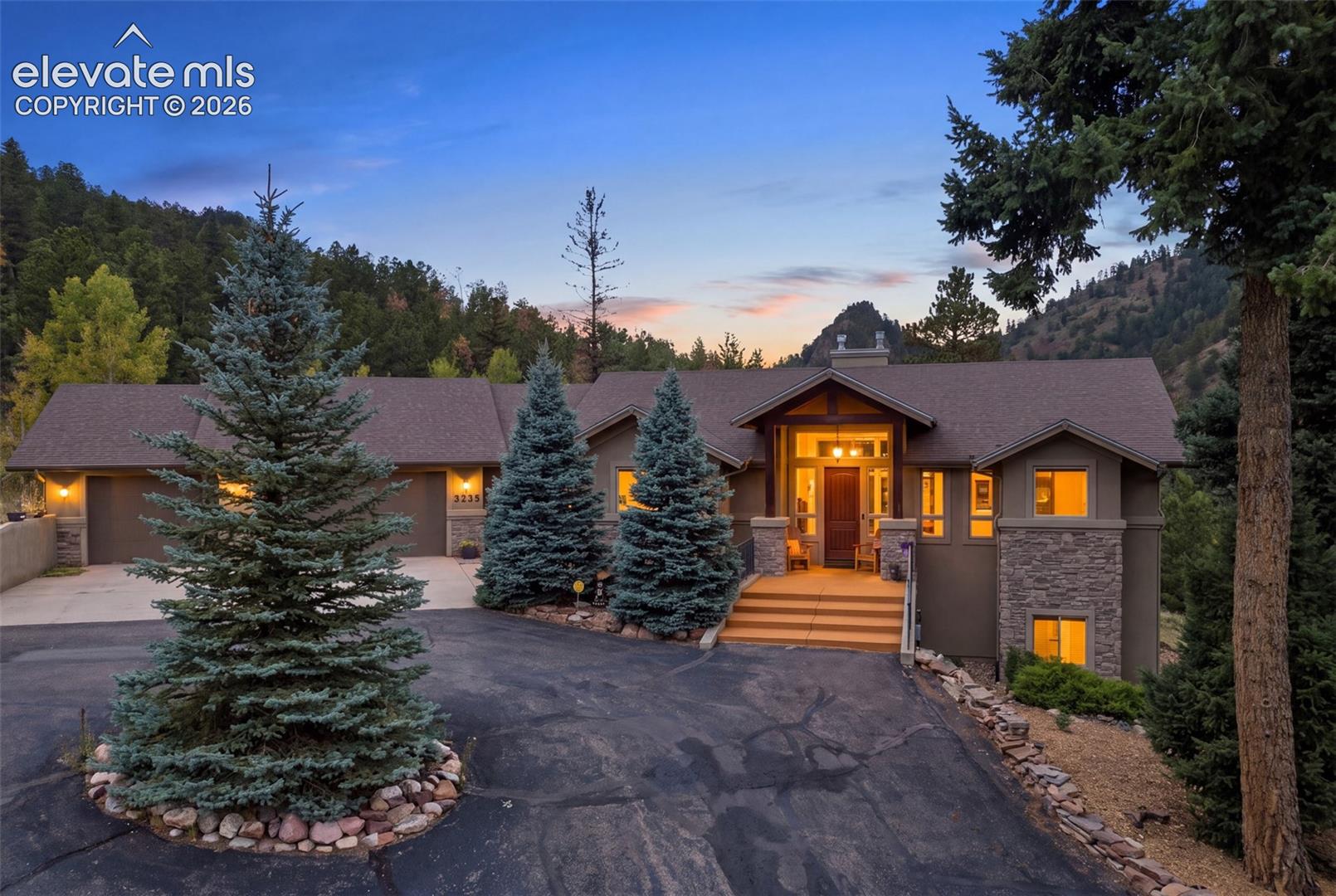 Private 8.87-Acre Mountain Retreat in Woodland Park