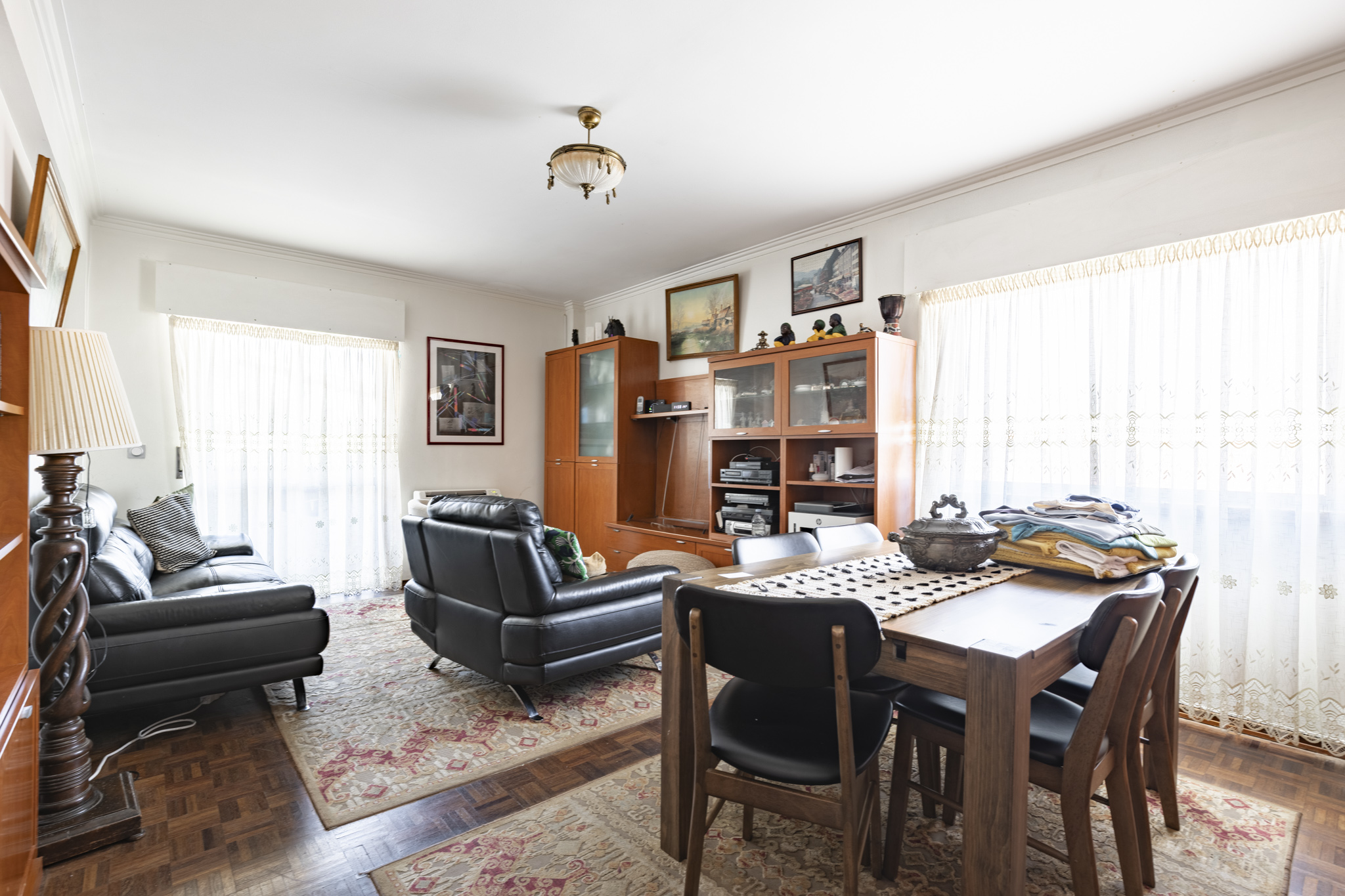 4 Bedroom apartment in Linda-a-Velha