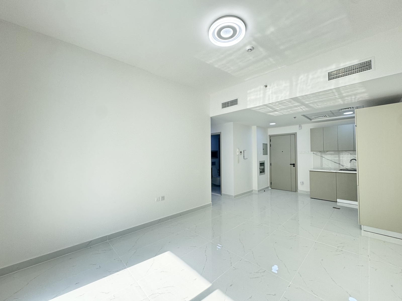 Maids Room | Pool View | Fitted Kitchen