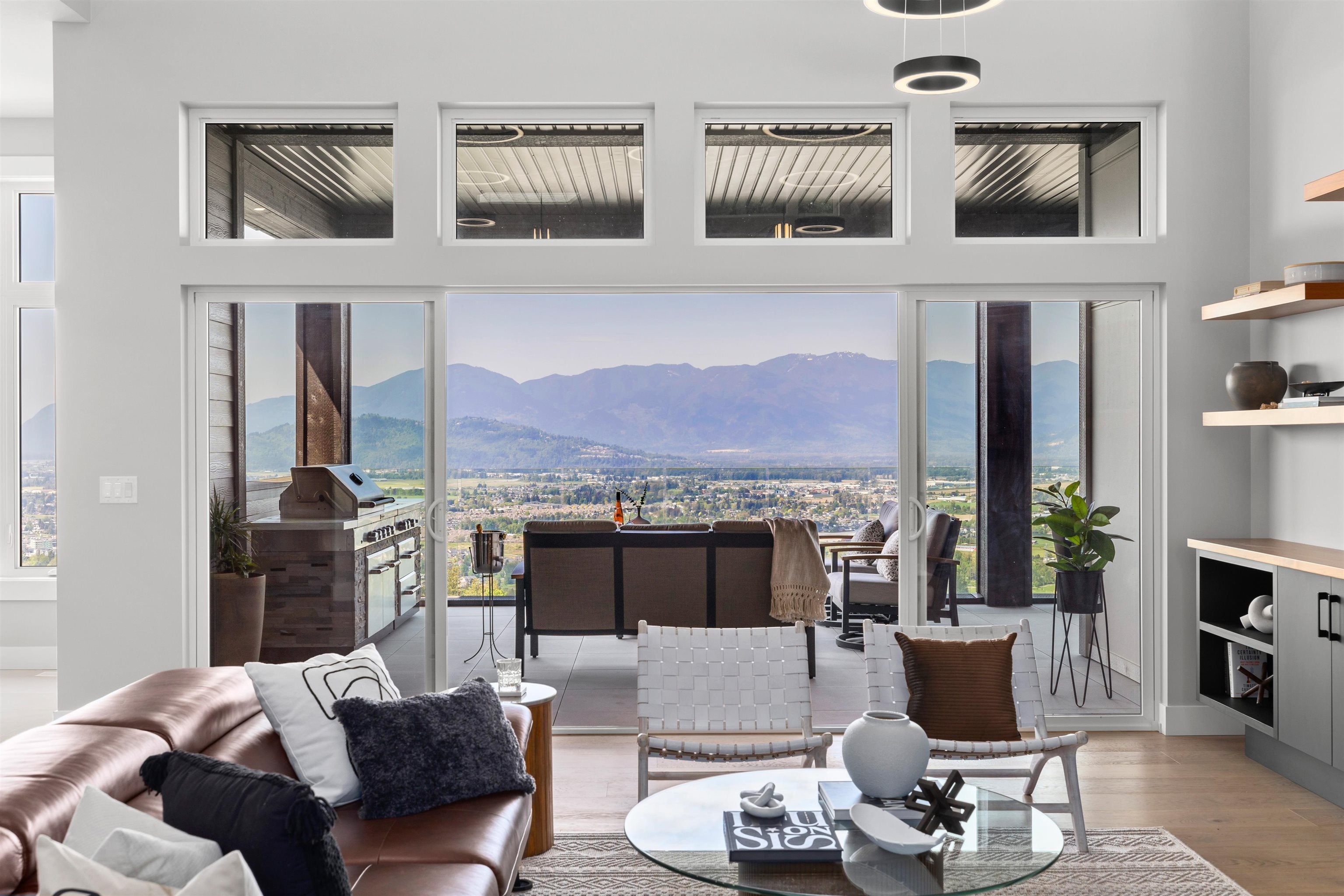 Chilliwack West Coast Modern Retreat with Mountain Views