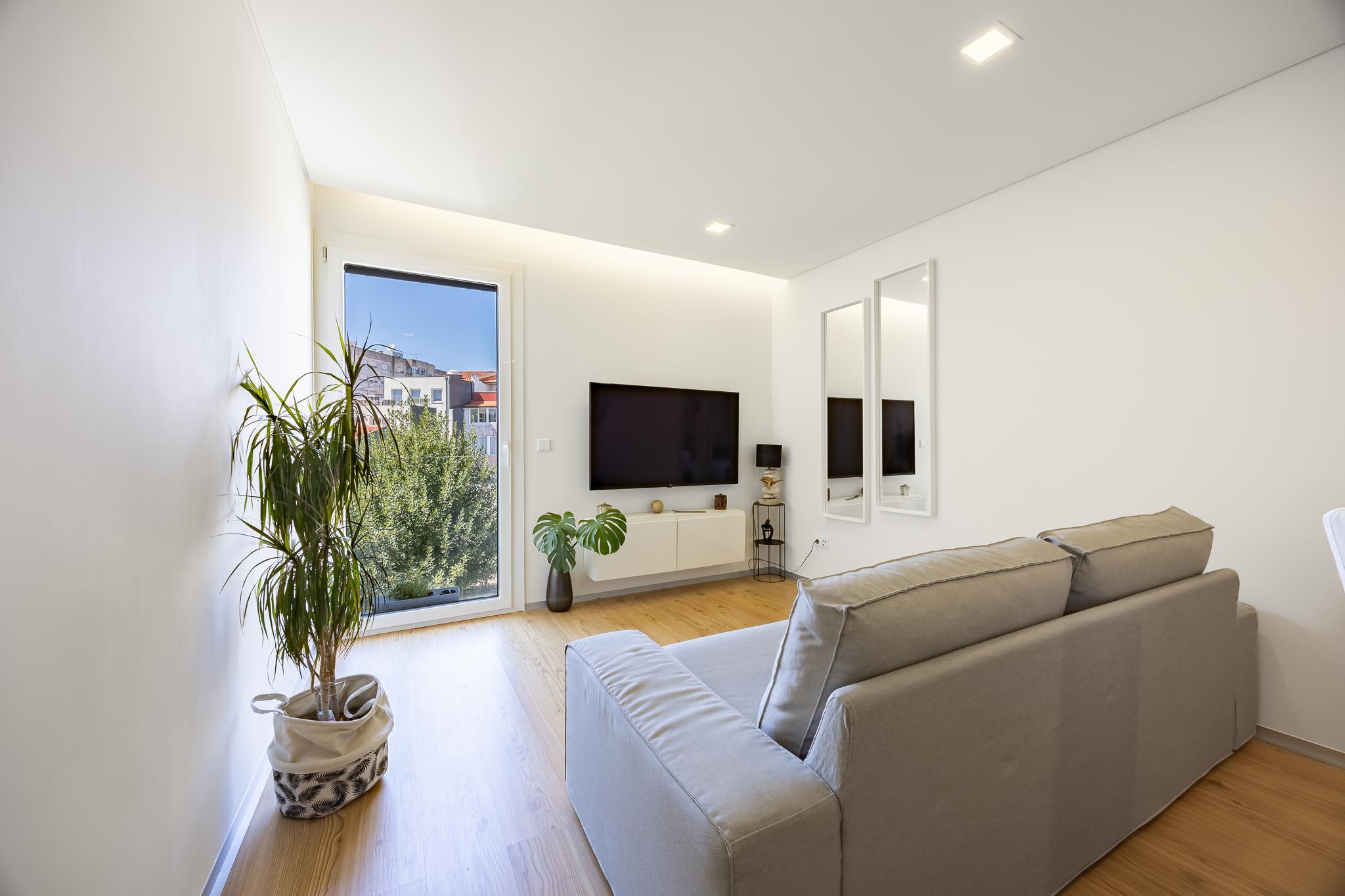 Apartamento T2 Renovado com Classe Energética A em São Vicente, Braga, Norte de Portugal