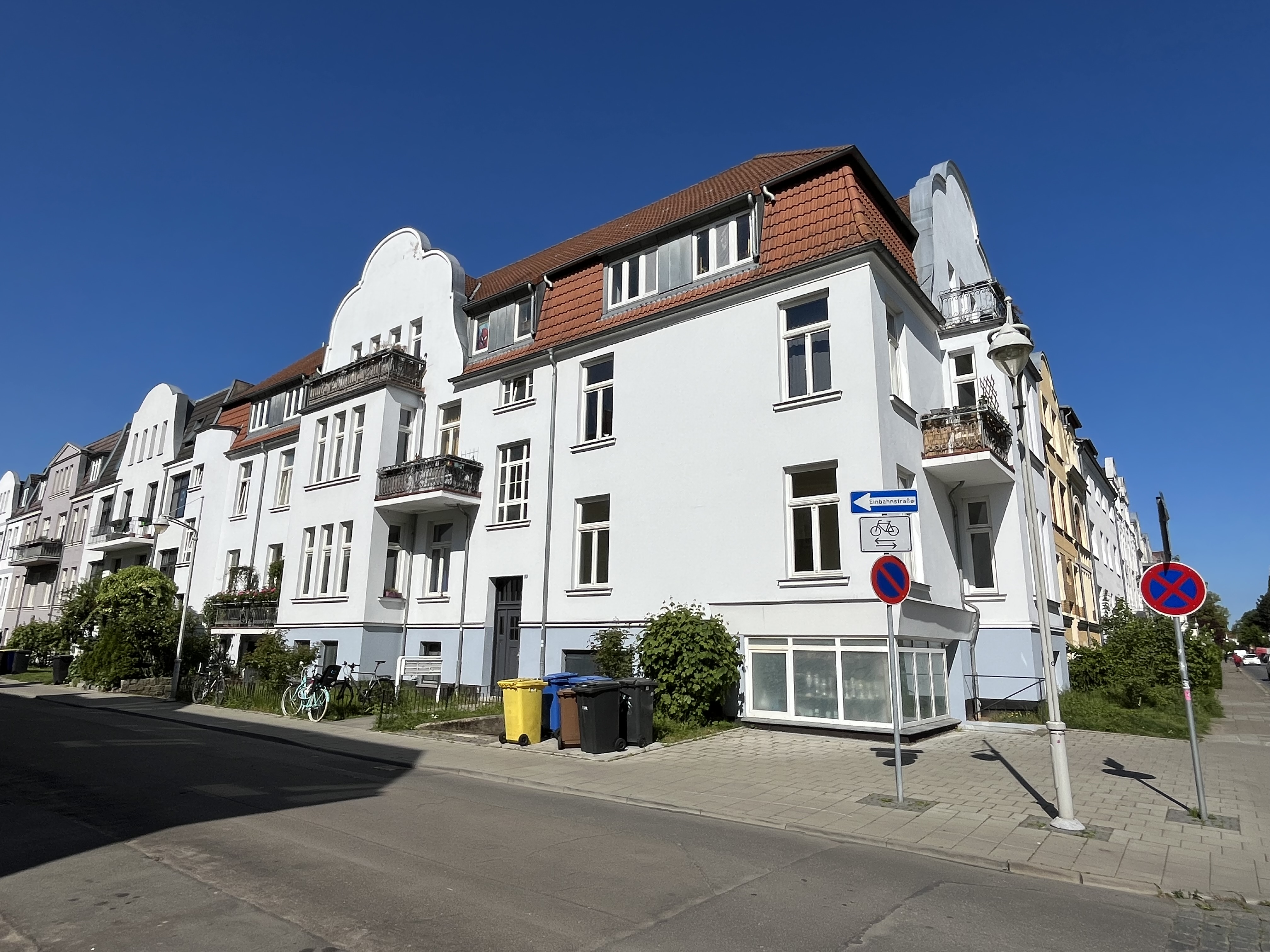 Sanierter Altbautraum inmitten des Bahnhofviertels!