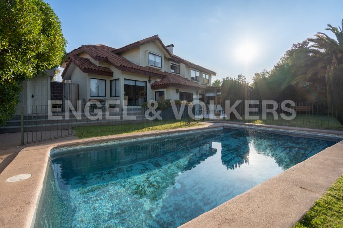 Magnífica y cómoda casa en Pinares de Montemar