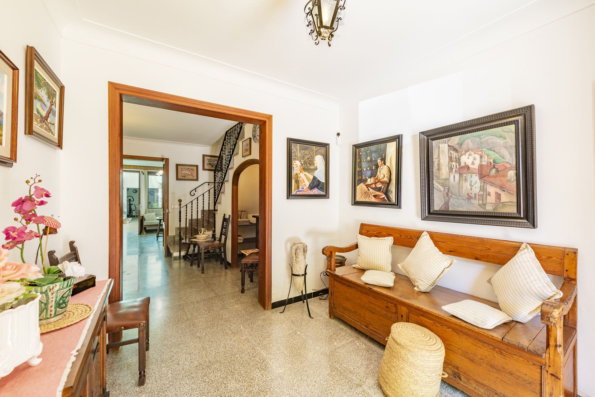 Descubra el enorme potencial de esta encantadora casa en Pollensa, Mallorca