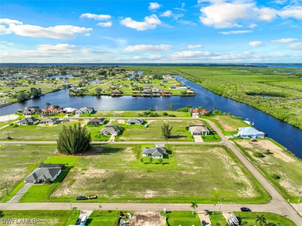 Beautiful lot in the Northwest of Cape Coral