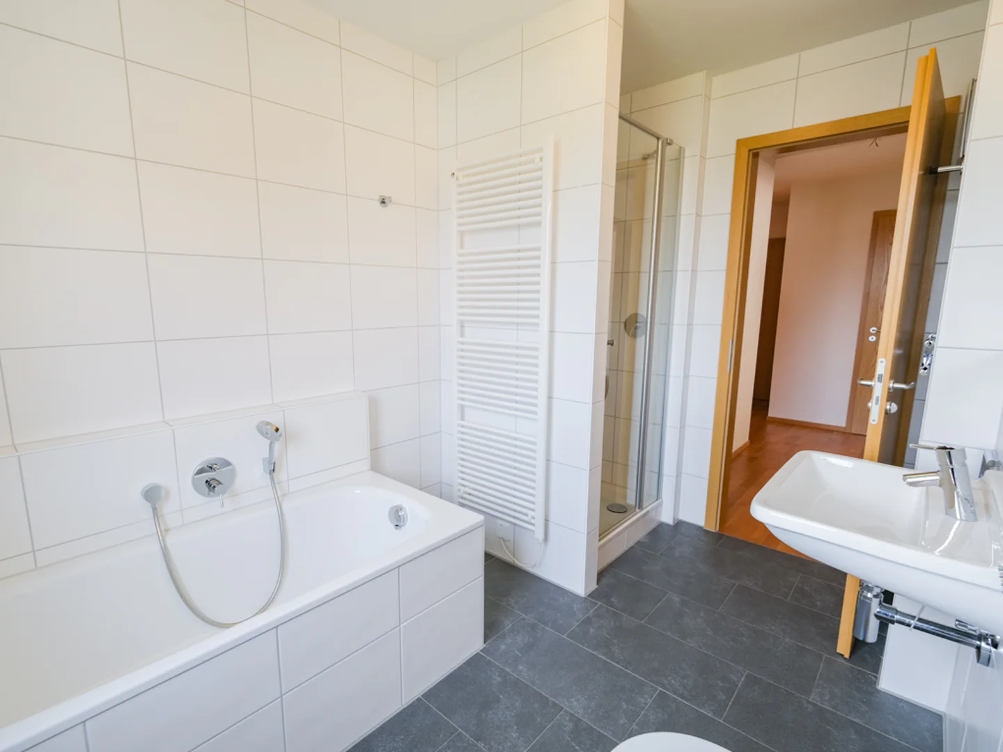Elegante 4,5 Zi.-Wohnung in Grenzach-Nähe Basel - Photo 4