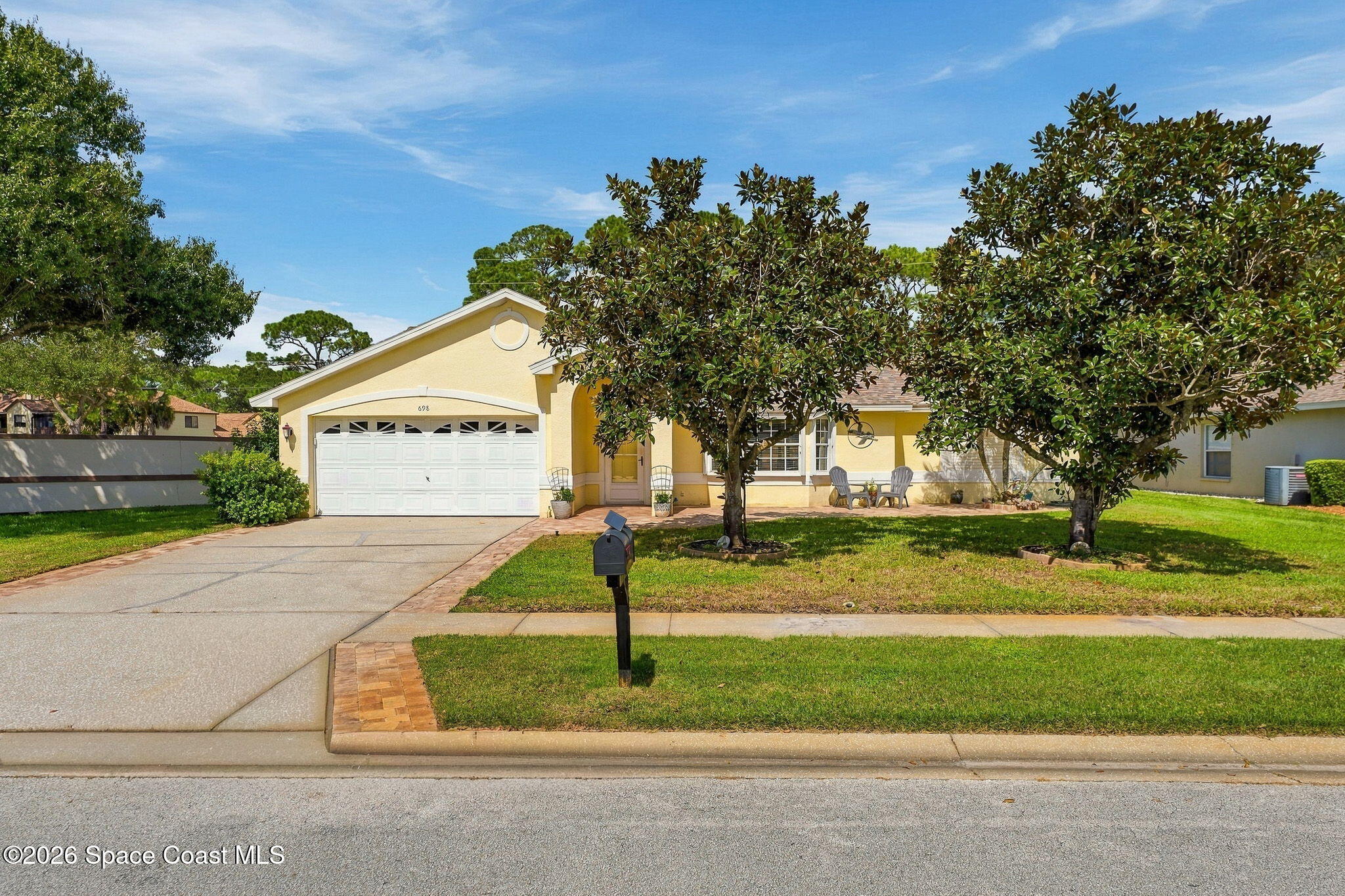 Spacious 3 Bedroom Home in a Gated Melbourne Community
