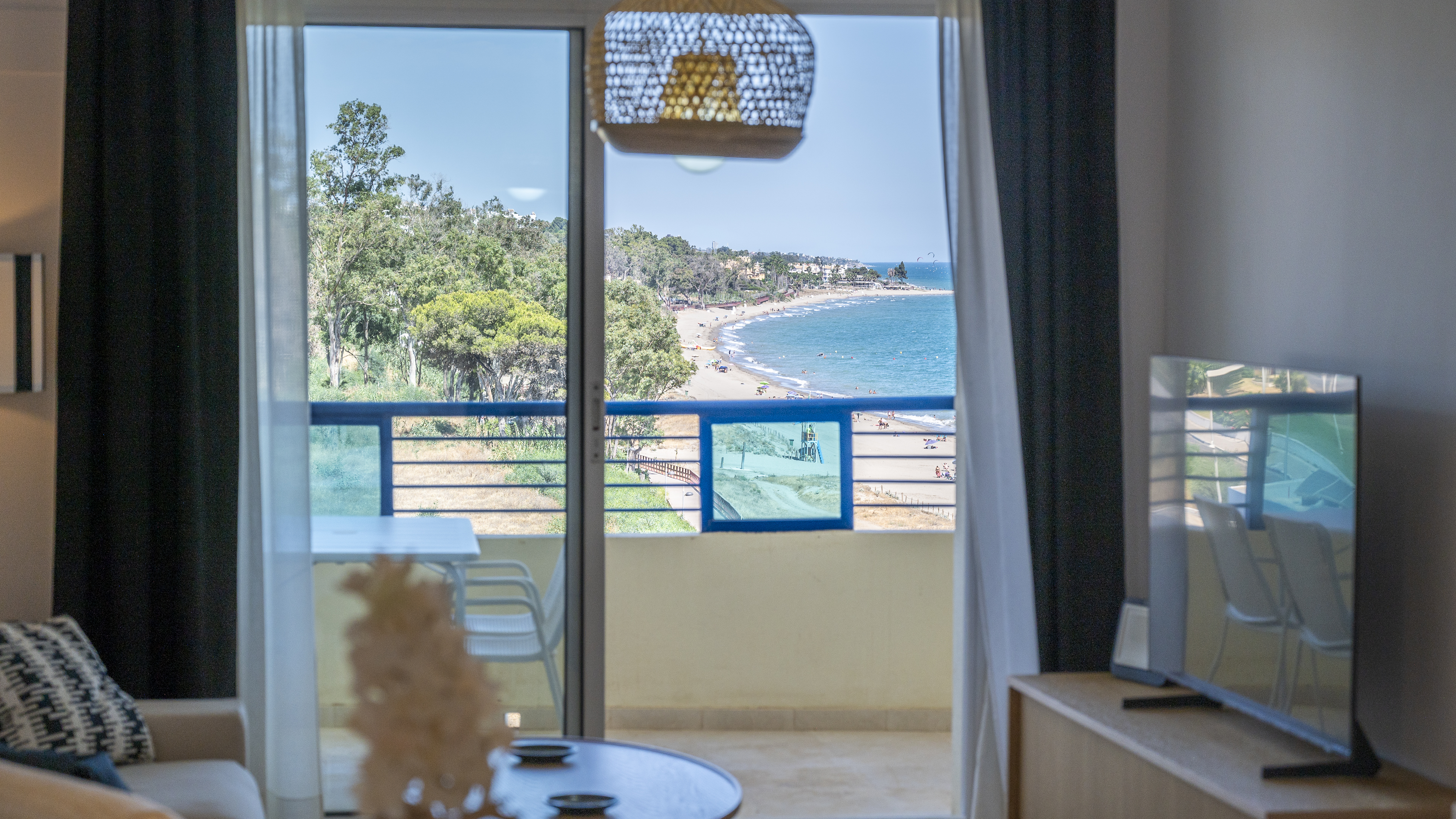 Apartment am Strand mit Meerblick in Banana Beach, Marbella