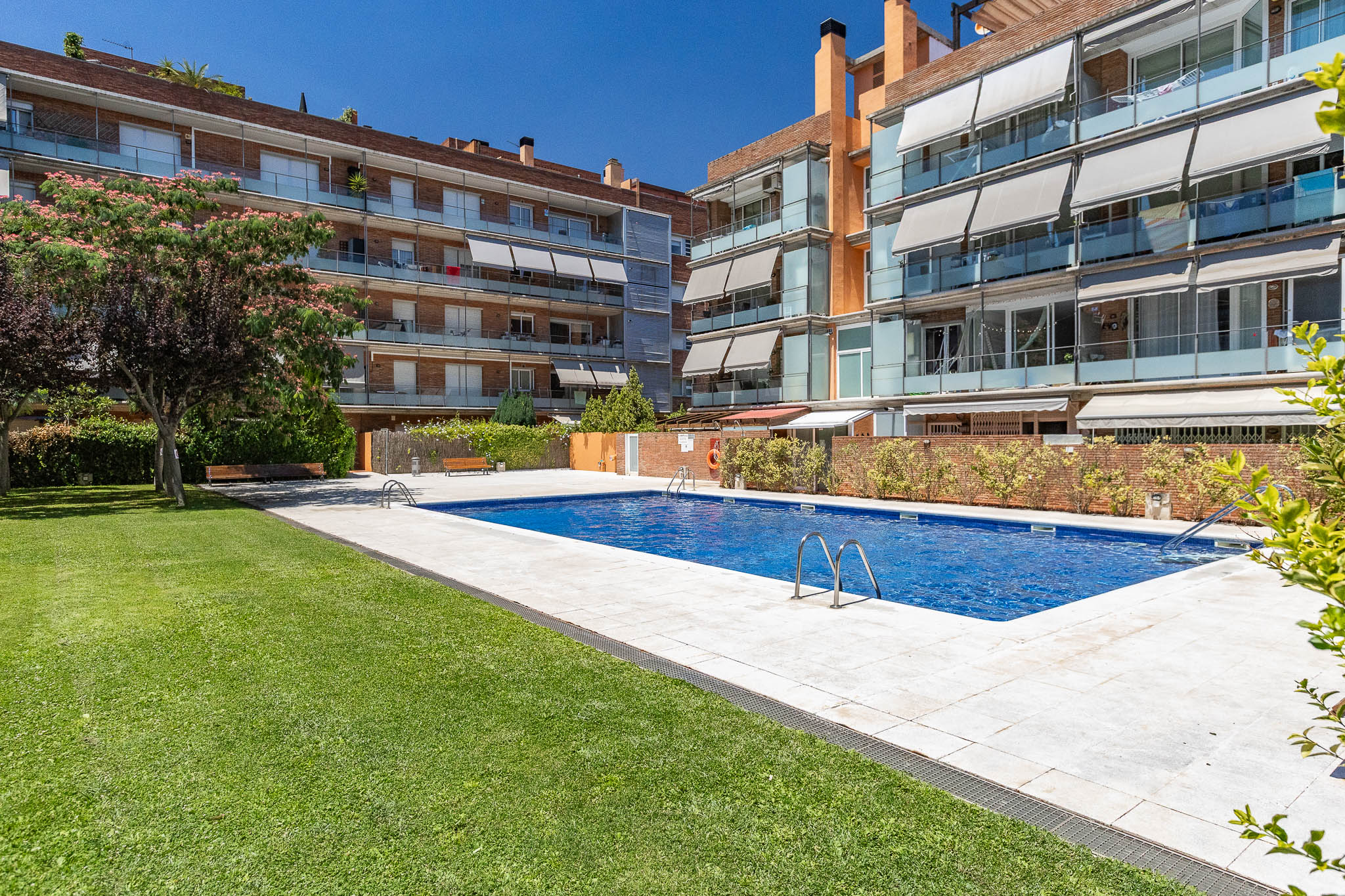 Spectacular renovated duplex penthouse, elegantly updated, in Torreblanca