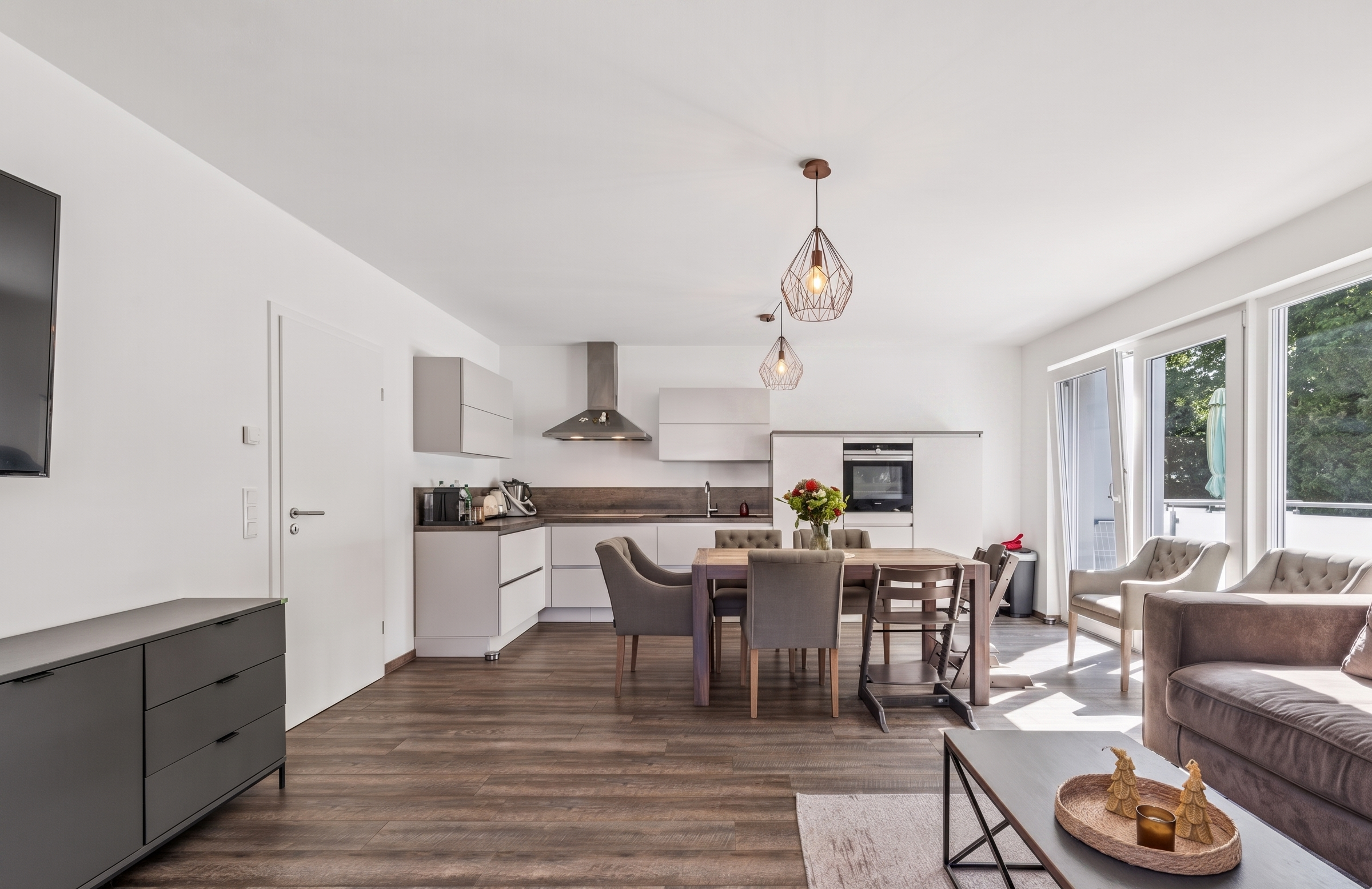 Exclusive living comfort meets efficiency - barrier-free 4-room apartment of the new generation