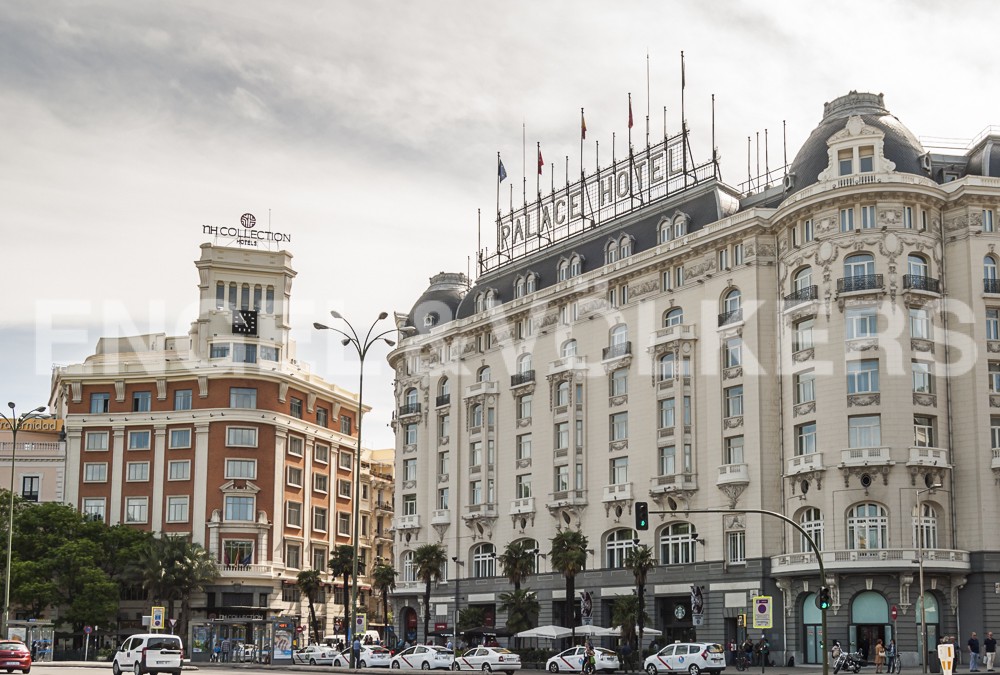 Magnificent property with luxury refurbishment in Cortes