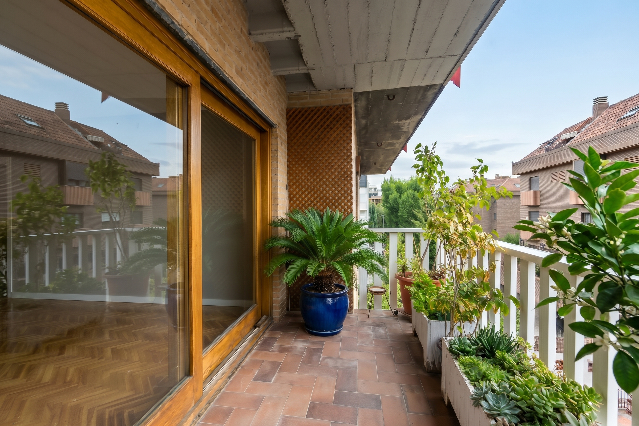 Atico duplex en Arturo Soria [Modificado por IA]