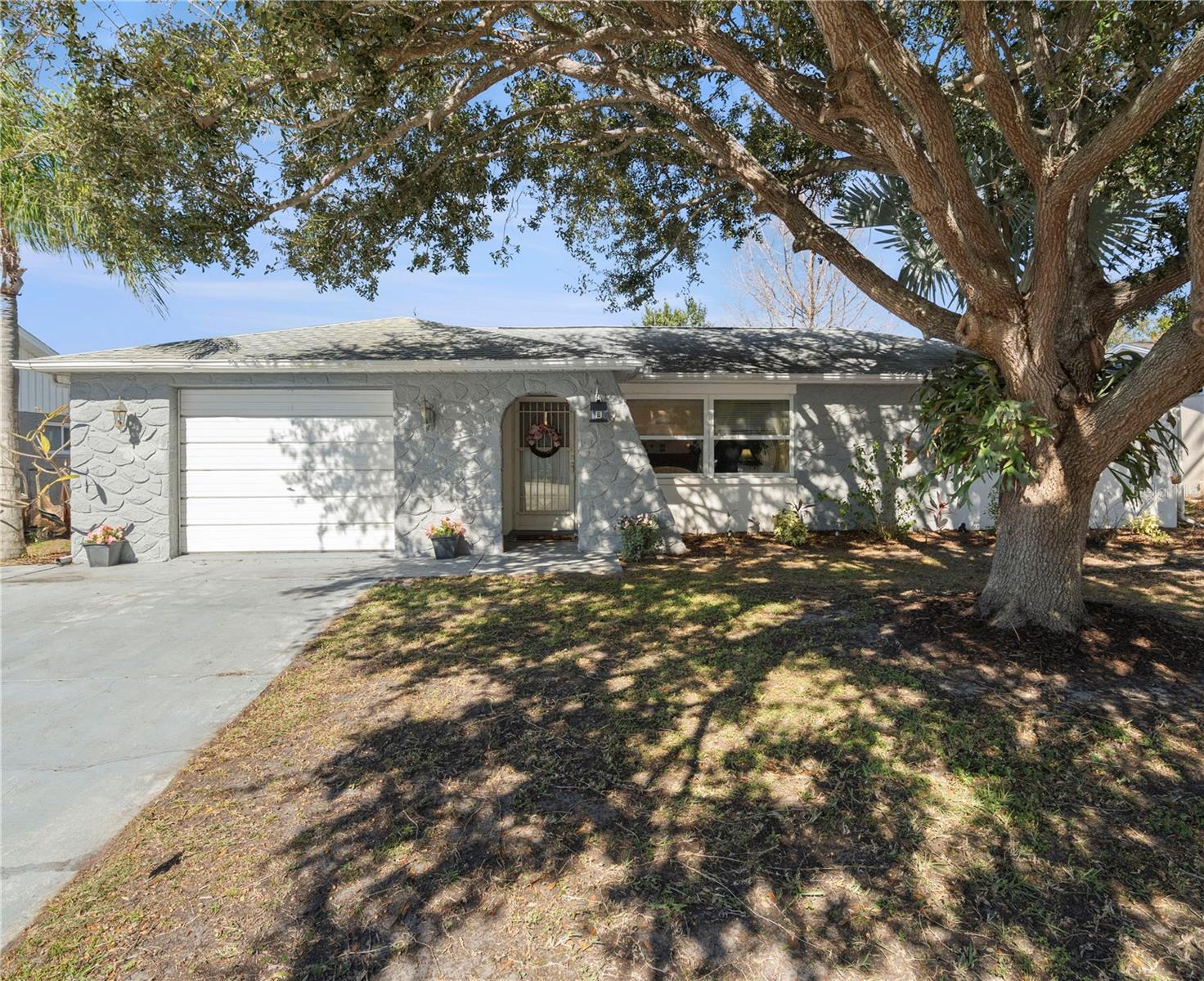 Spacious 3BR Near Downtown & Cotee River