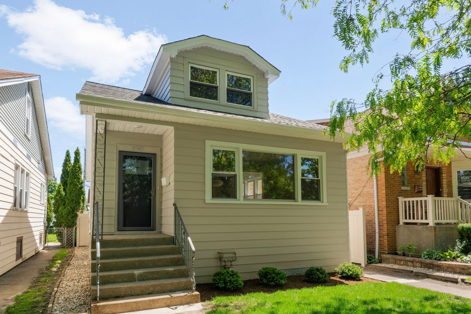 Fully Updated Home in the Heart of Norwood Park