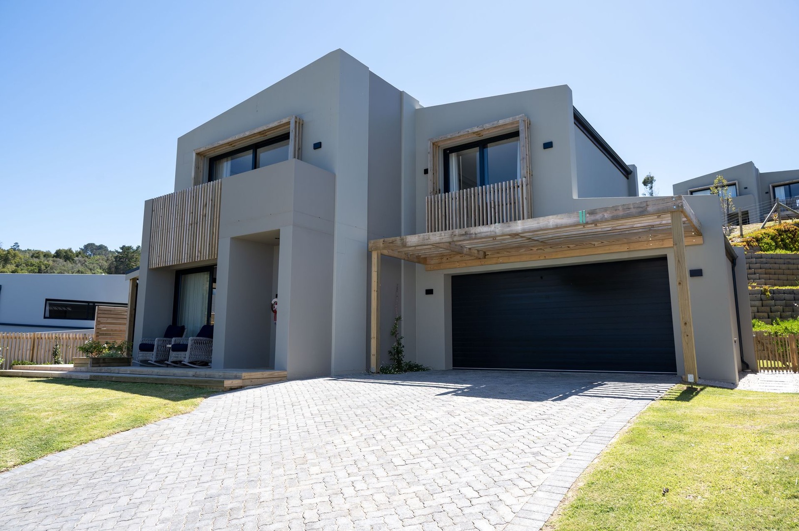 Modern Contemporary with Views- Just unpack & de-stress