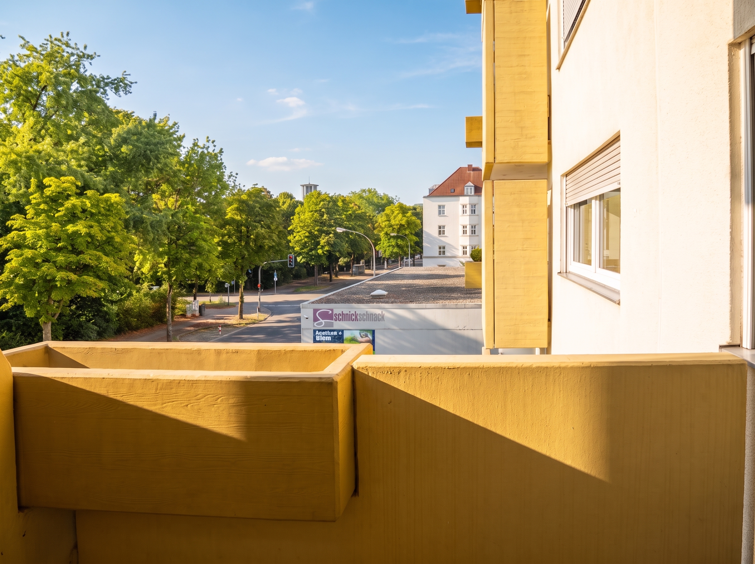 1,5 Zimmer, Balkon & Garage in zentraler Lage von Saarbrücken! [AI-modified]