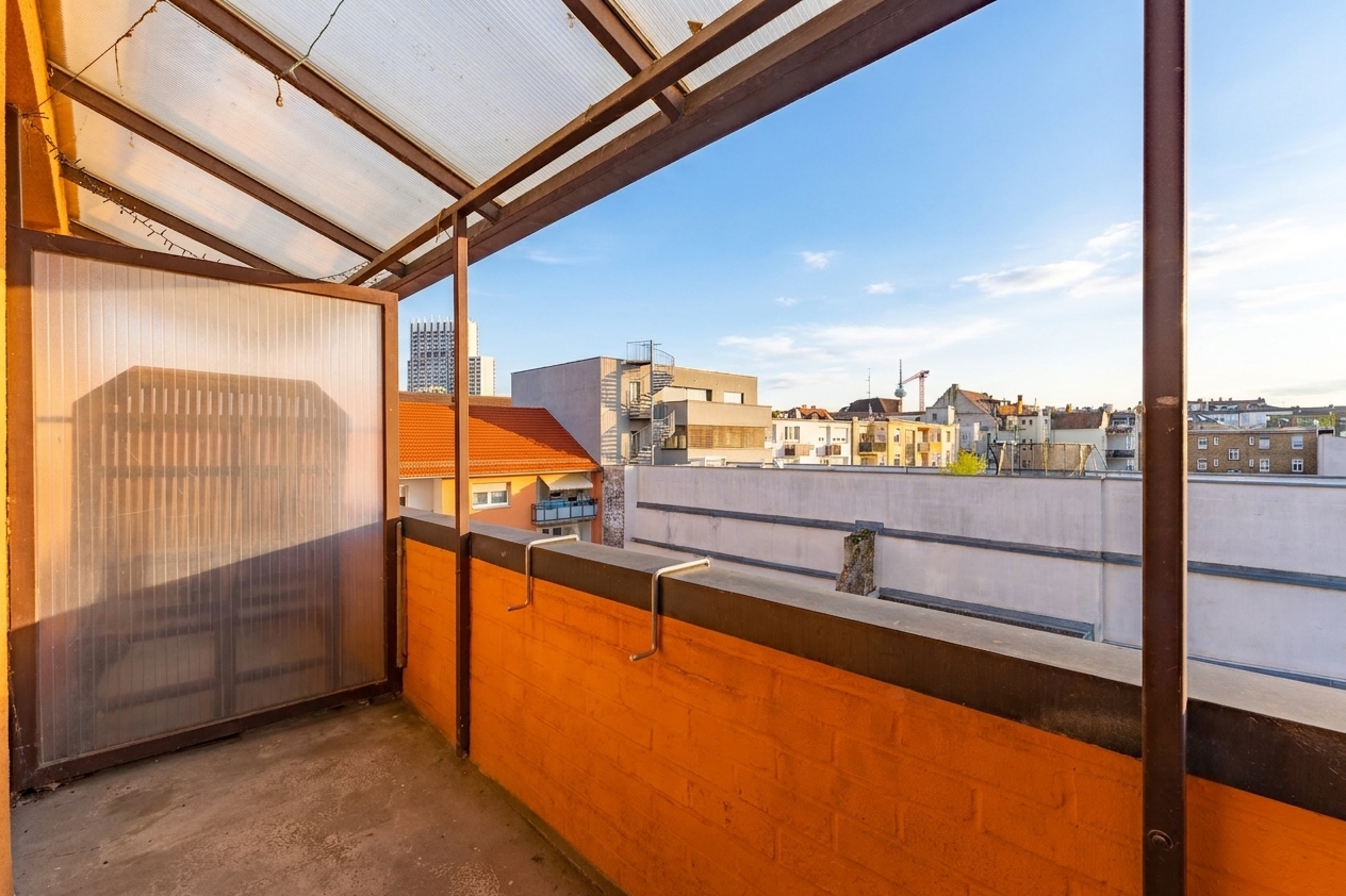 Sichere Rendite im Herzen der Stadt: Wertstabile 3-ZKB mit Balkon!