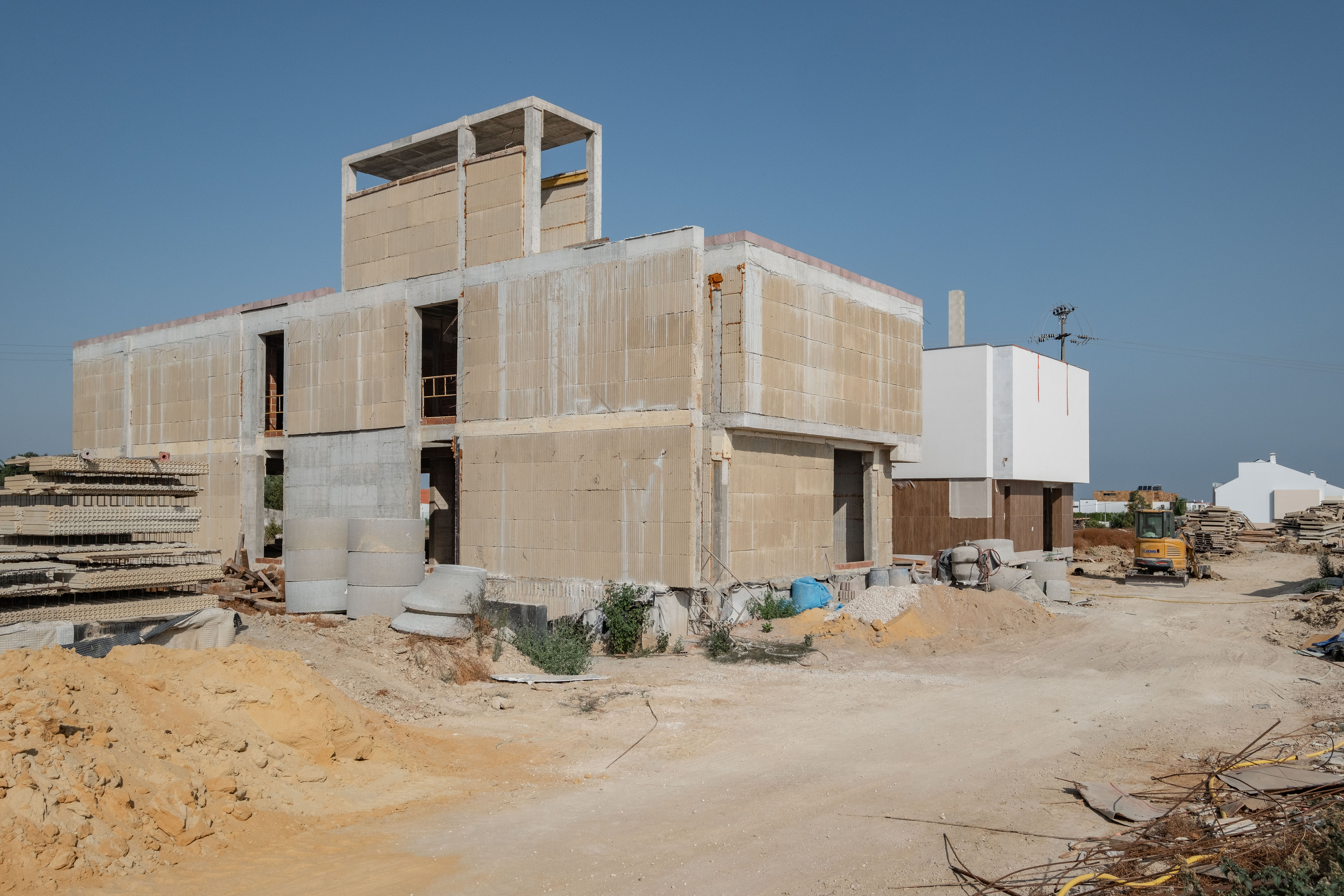 Exclusive 6-Bedroom Residence in Alcochete