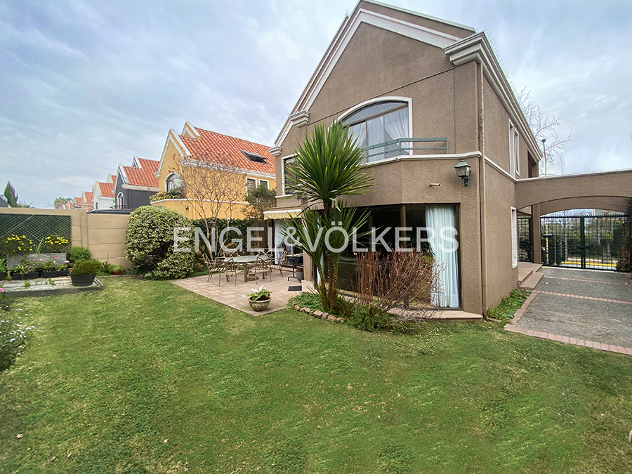 Casa en Venta San Carlos de Apoquindo
