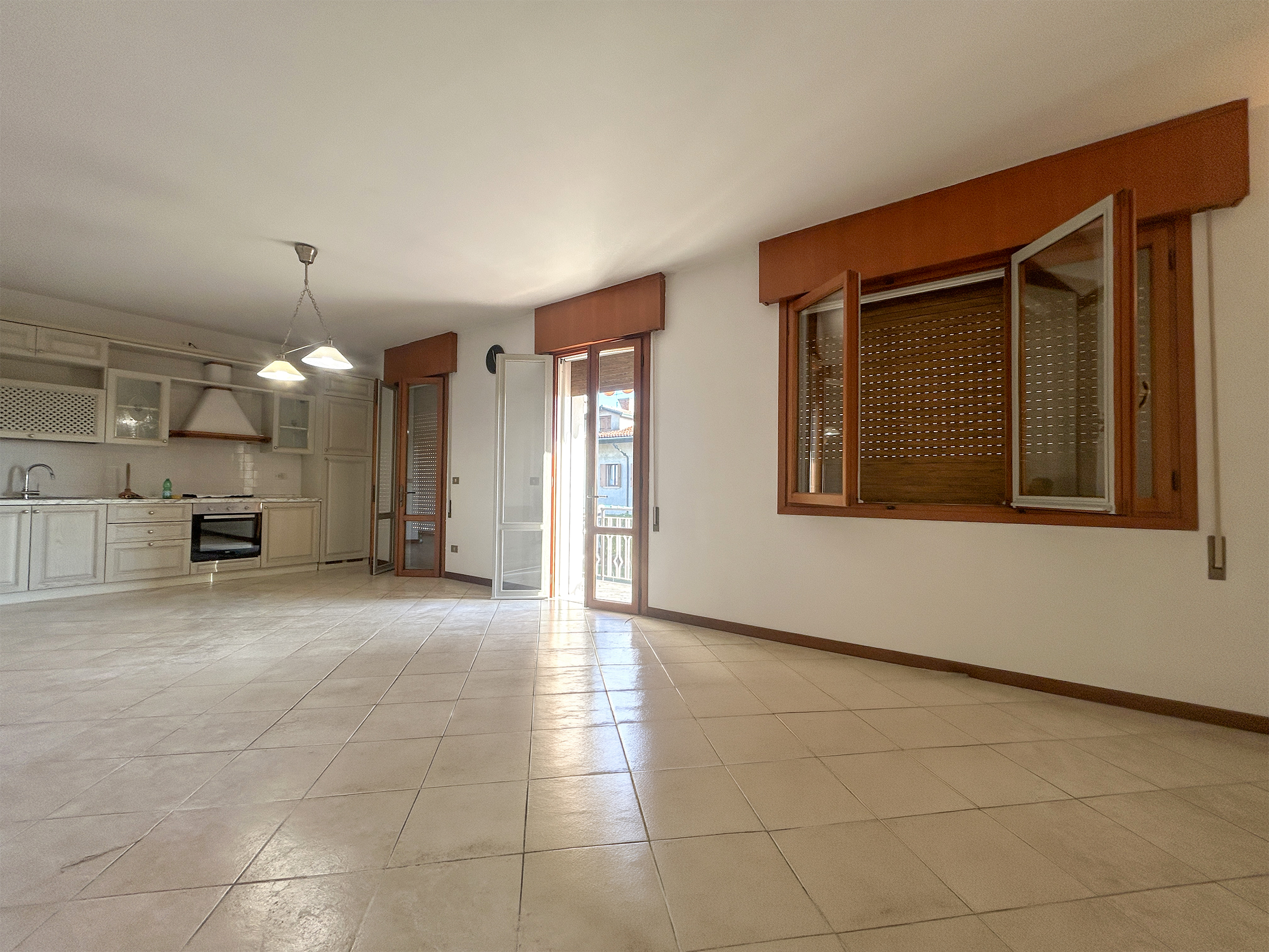 Spacious apartment in a strategic location