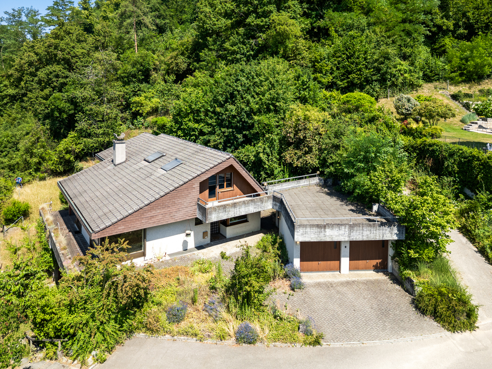 Wohnhaus und Bauland - Investition mit doppeltem Potenzial