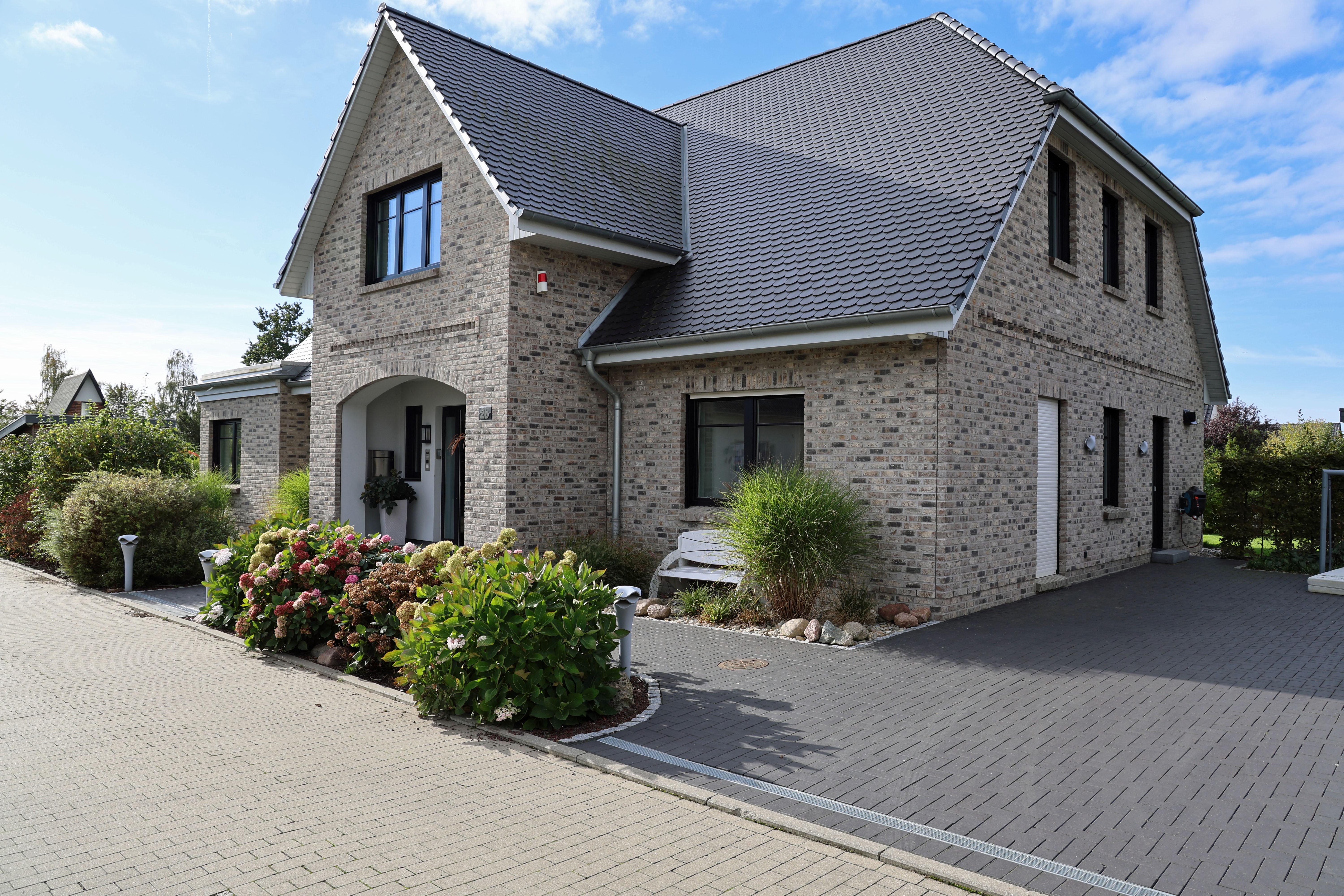 Hochwertiges Architektenhaus in ruhiger Lage zum Ostseestrand