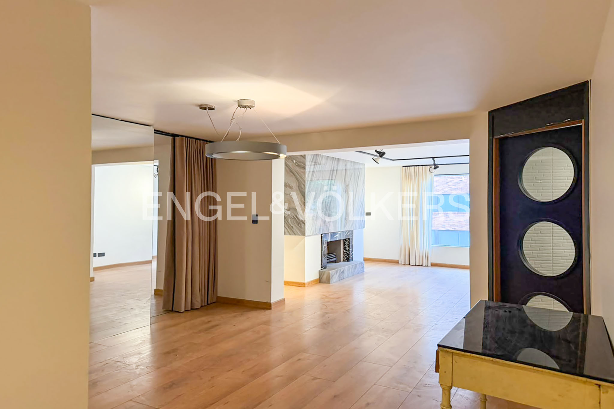 Apartamento remodelado para arriendo en El Virrey