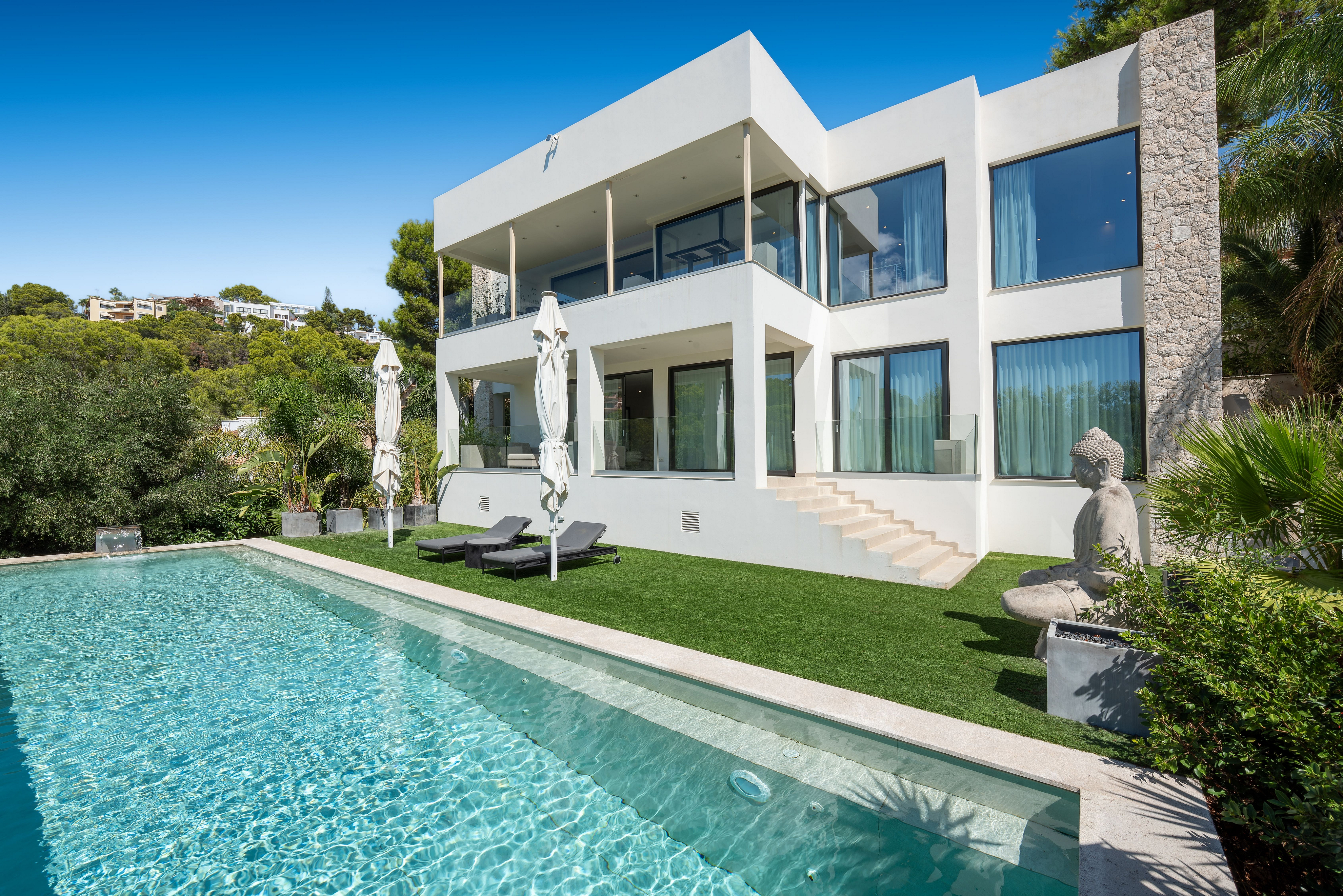 Stylish, modern villa with sea views in Costa d’en Blanes