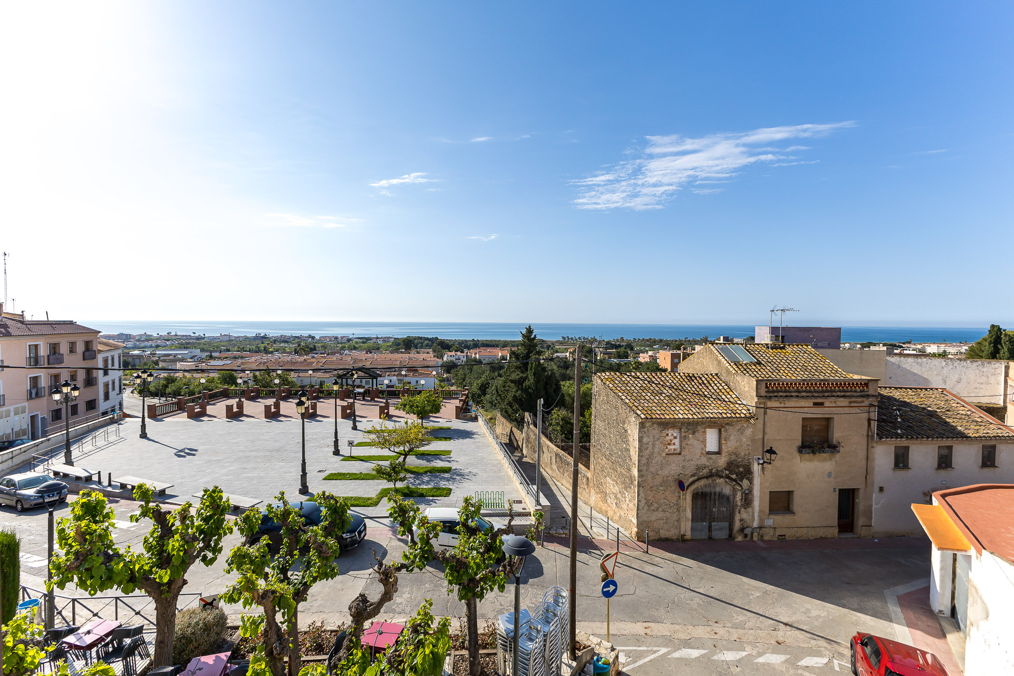 Apartment with panoramic sea views in Creixell