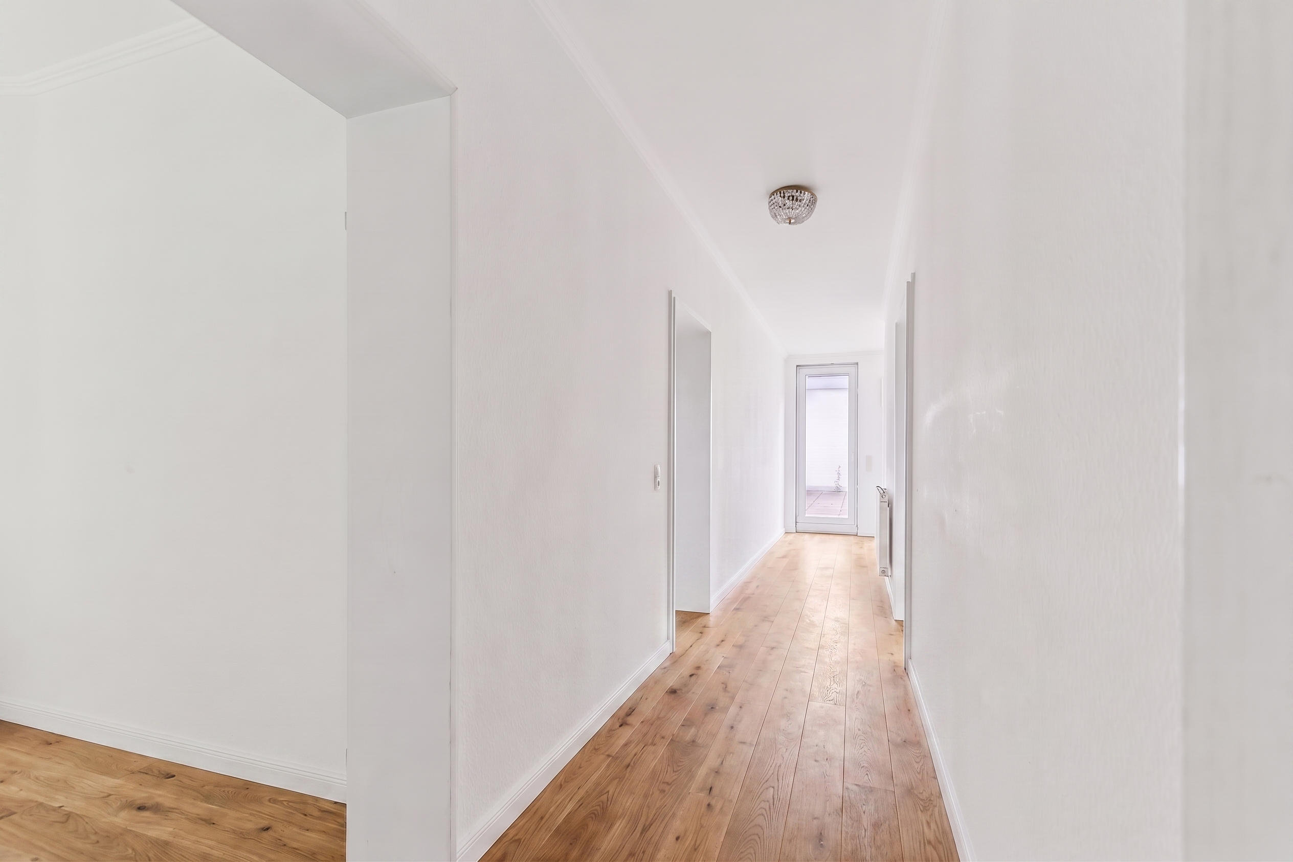 Exclusive single-family home with pool in Bonn-Bad Godesberg – first occupancy after renovation
