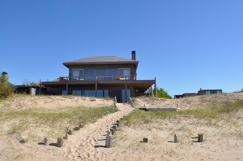 Magnífica casa sobre la playa