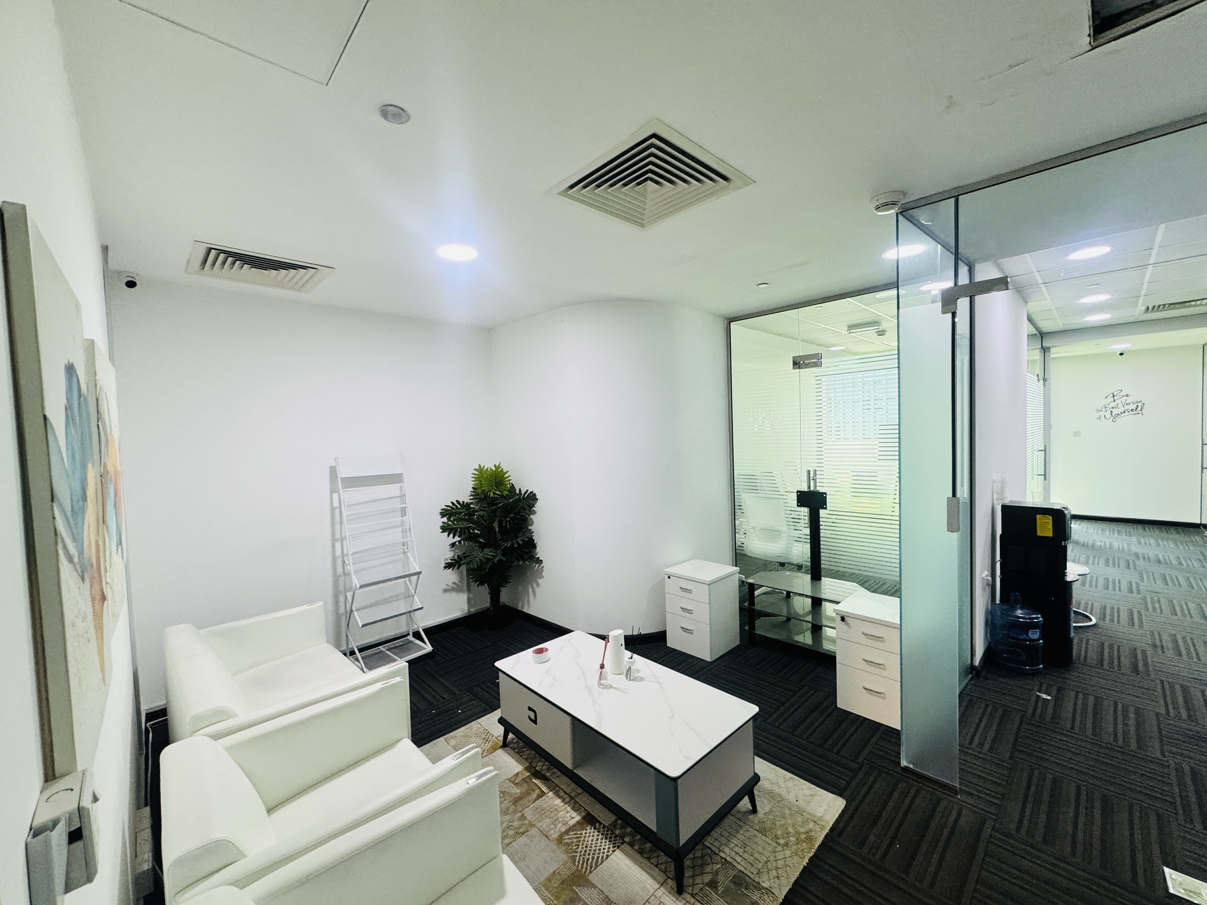 Outdoor Balcony|Furnished|Excellent Accessibility