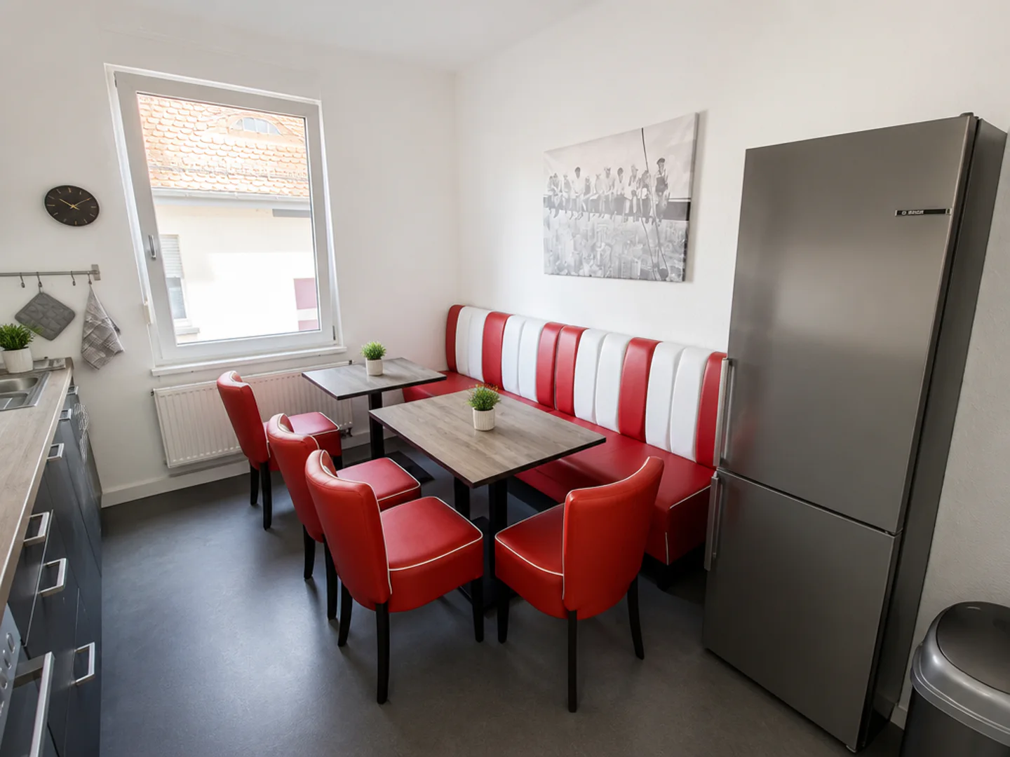 Bezugsfertige 4-Zimmer-WG für bis zu 8 Personen – ideal für Unternehmen - Photo 1